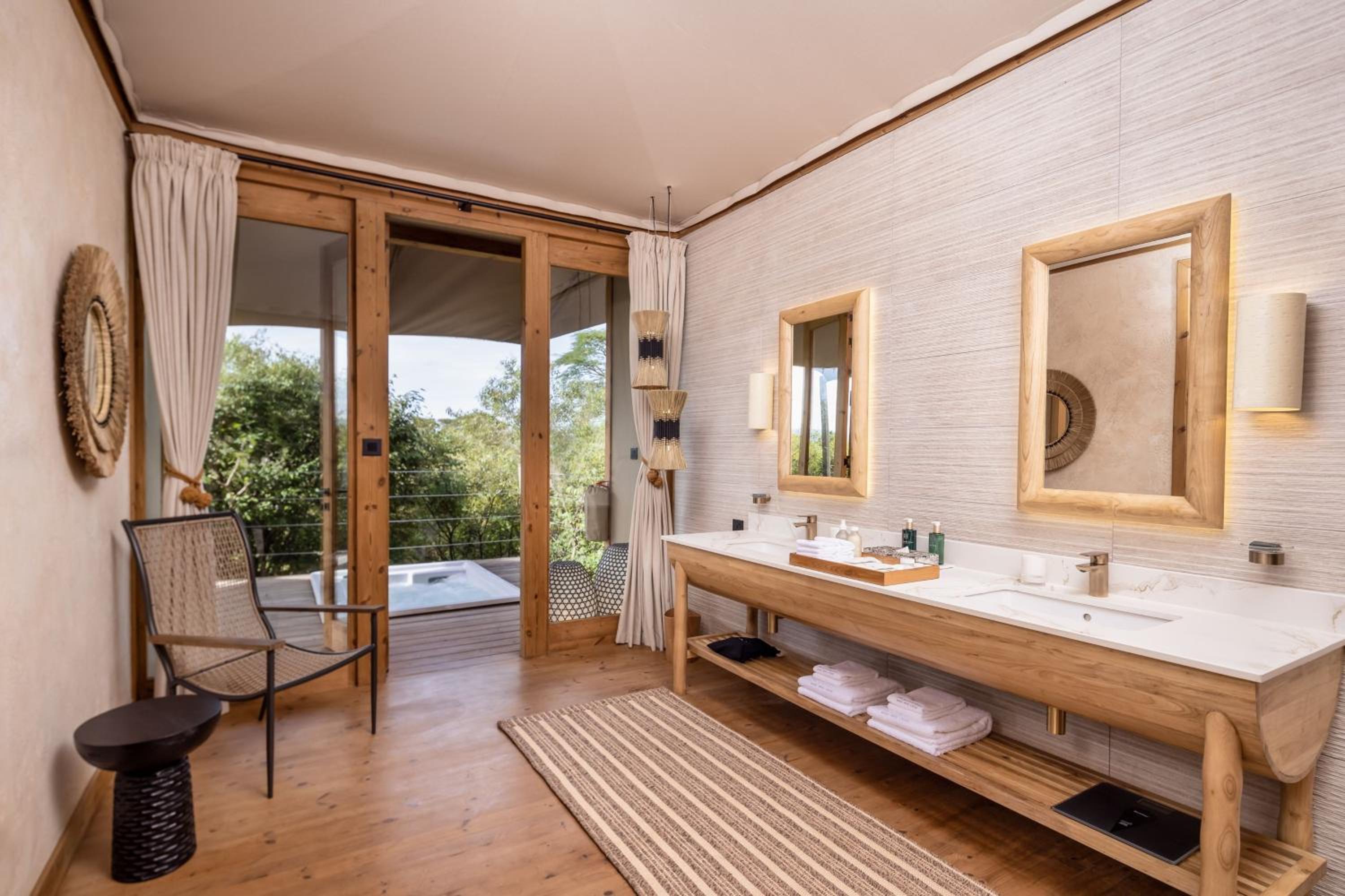 Deluxe Twin Suite, All-Inclusive Safari Experience photo 3