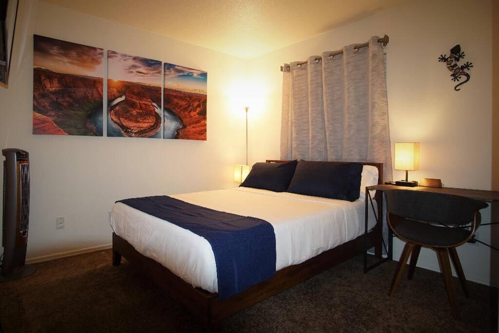 Three-Bedroom House photo 3
