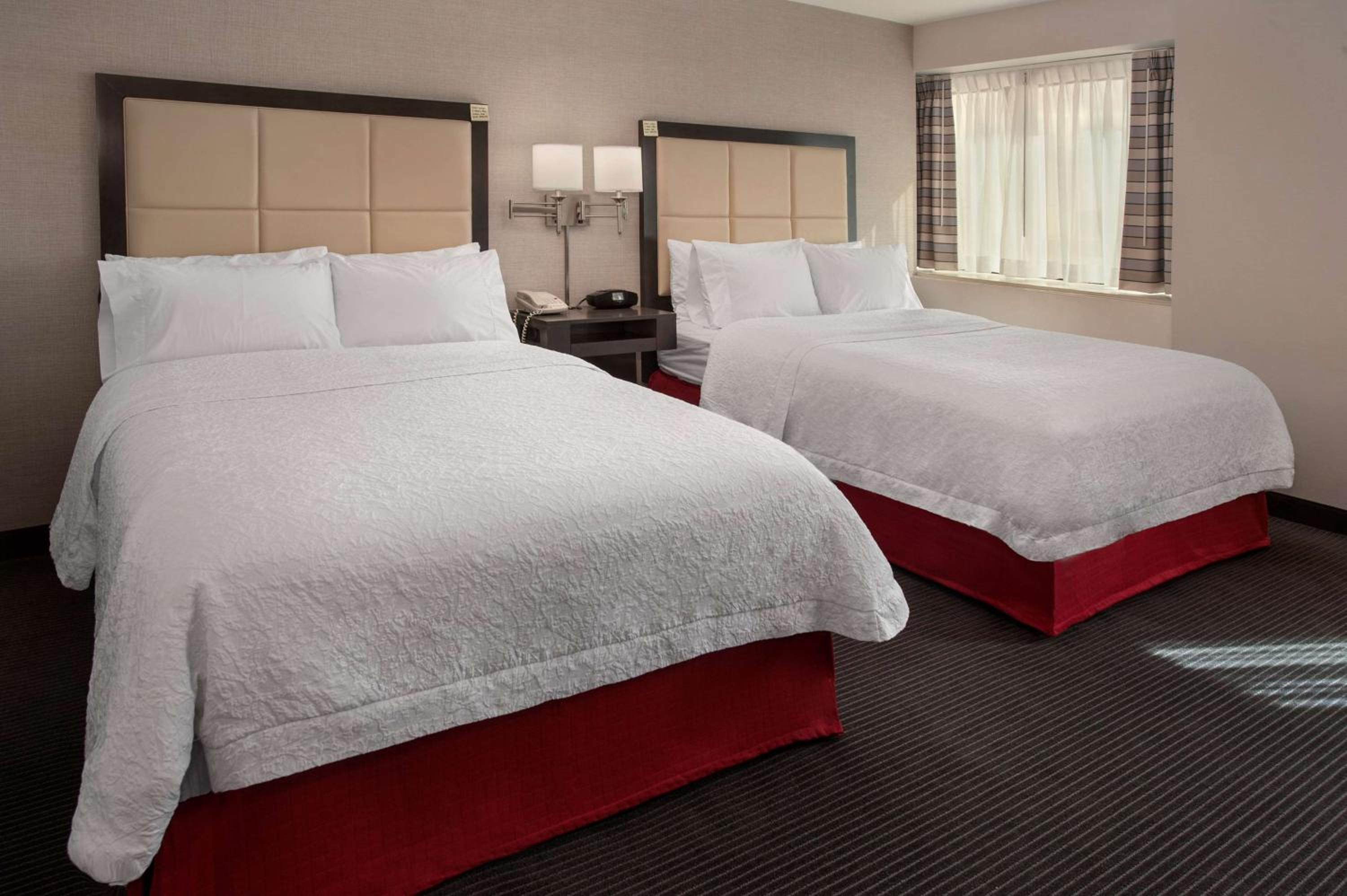 Double Room with Two Double Beds - Non-Smoking photo 2