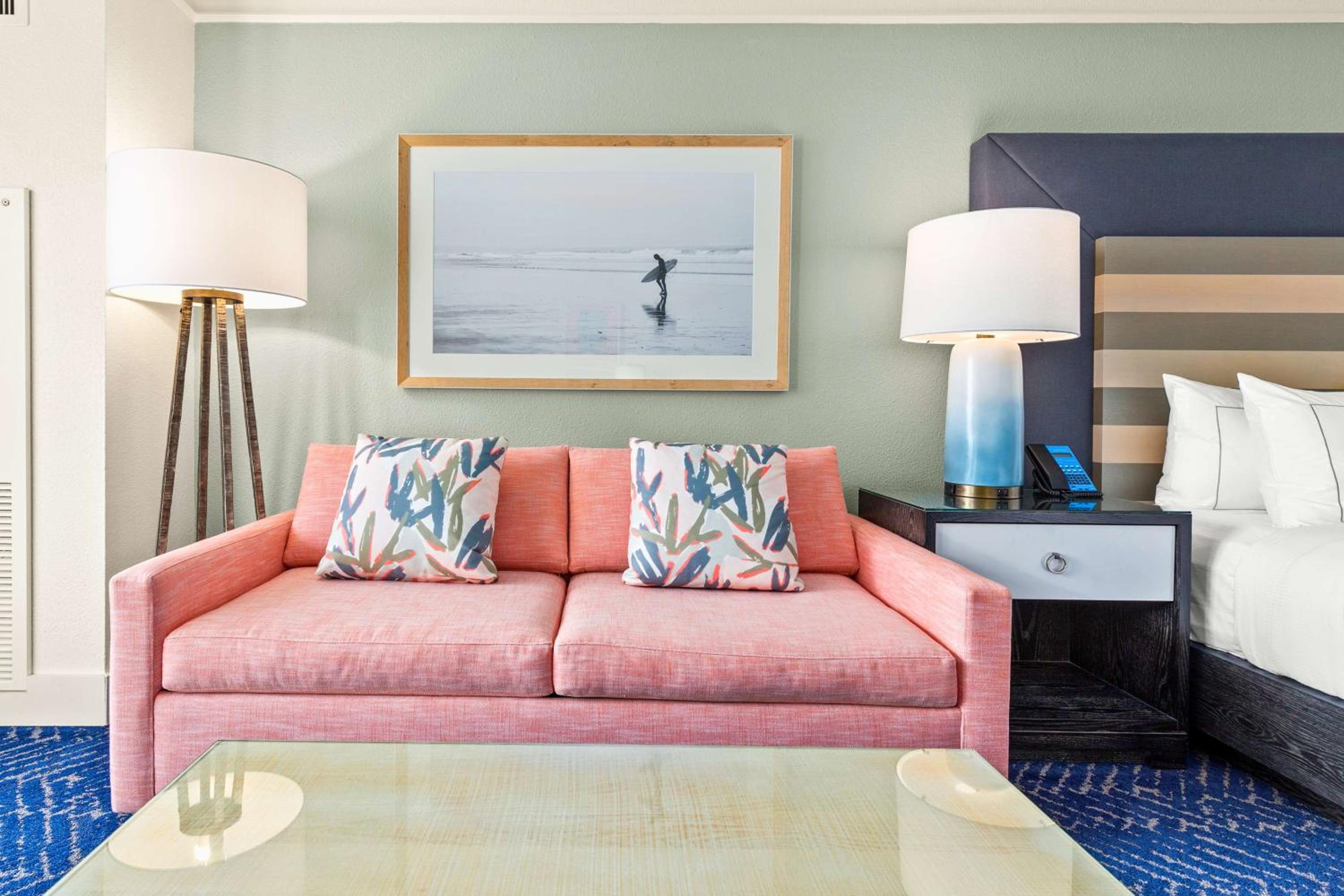 King Room with Sofa Bed and Beach View - Photo 5