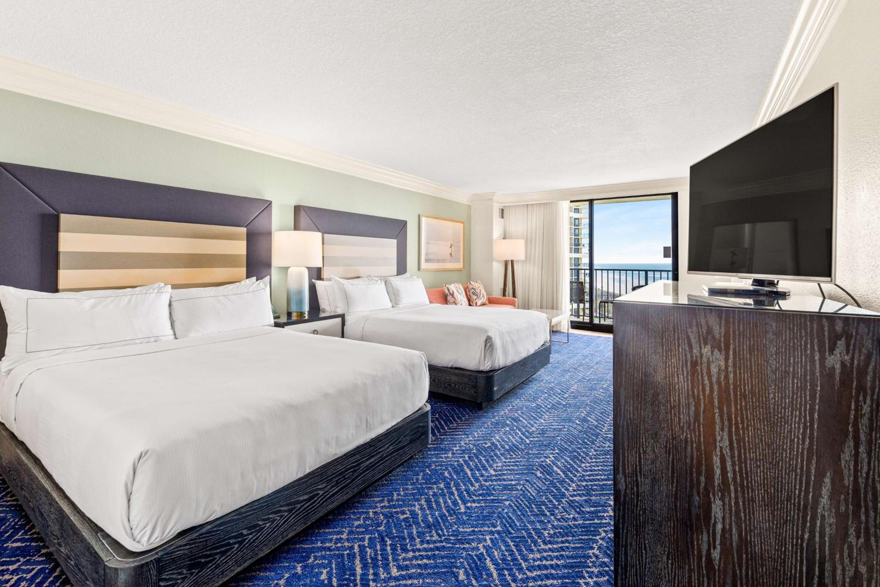 Queen Room with Sofa Bed and Beach View