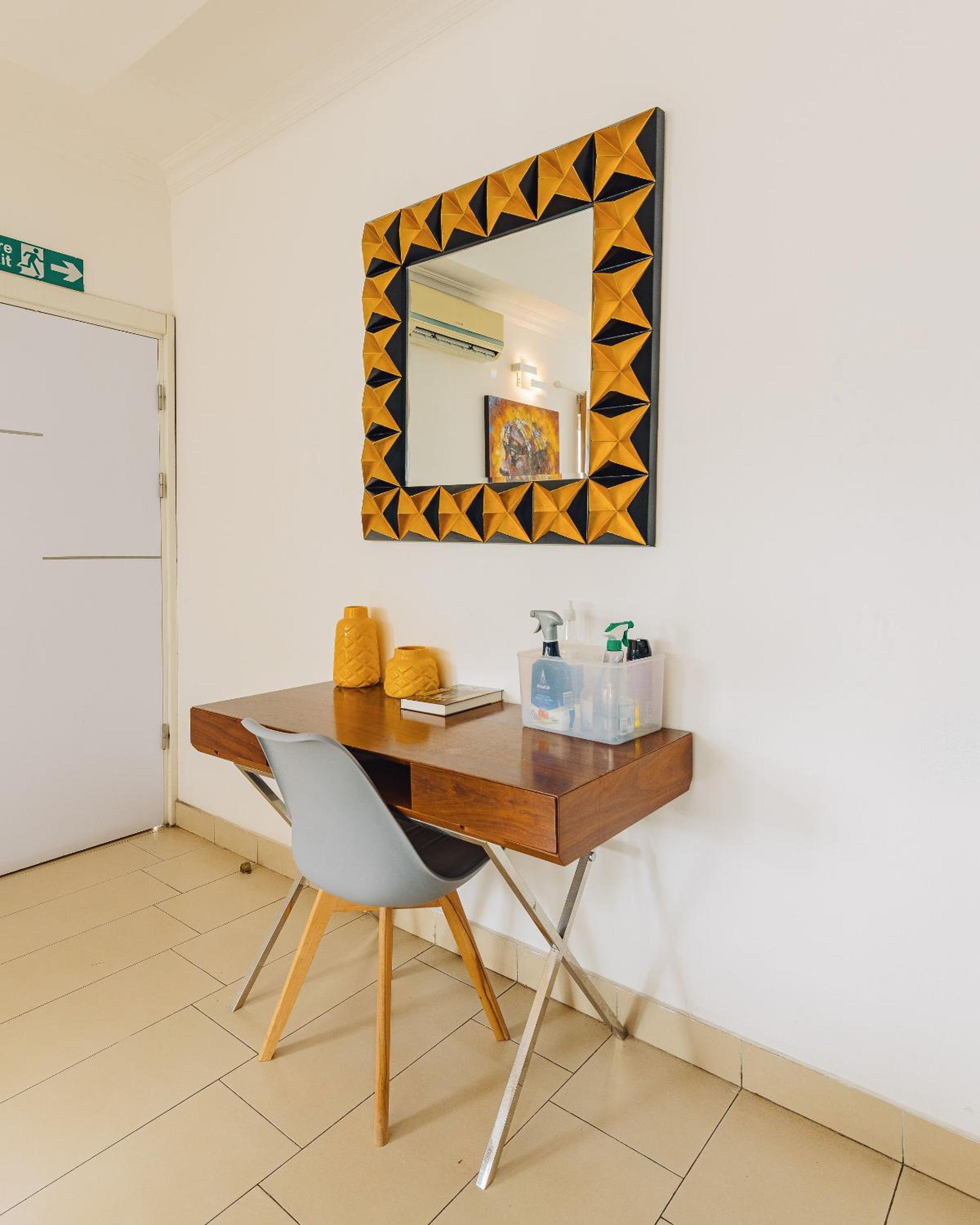 Apartment photo 2
