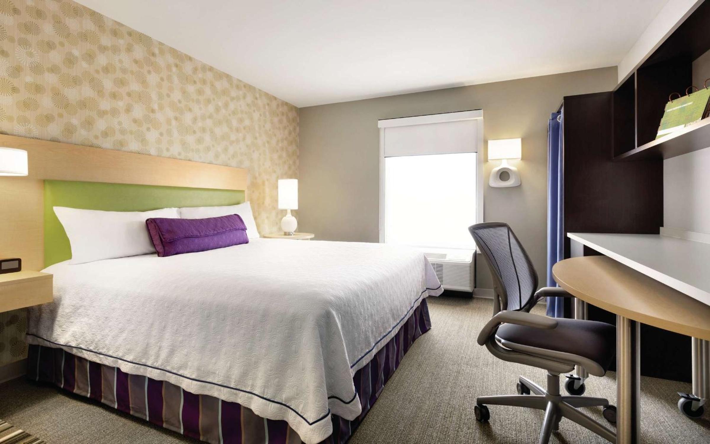 King Studio Suite - Non-Smoking - Photo 2