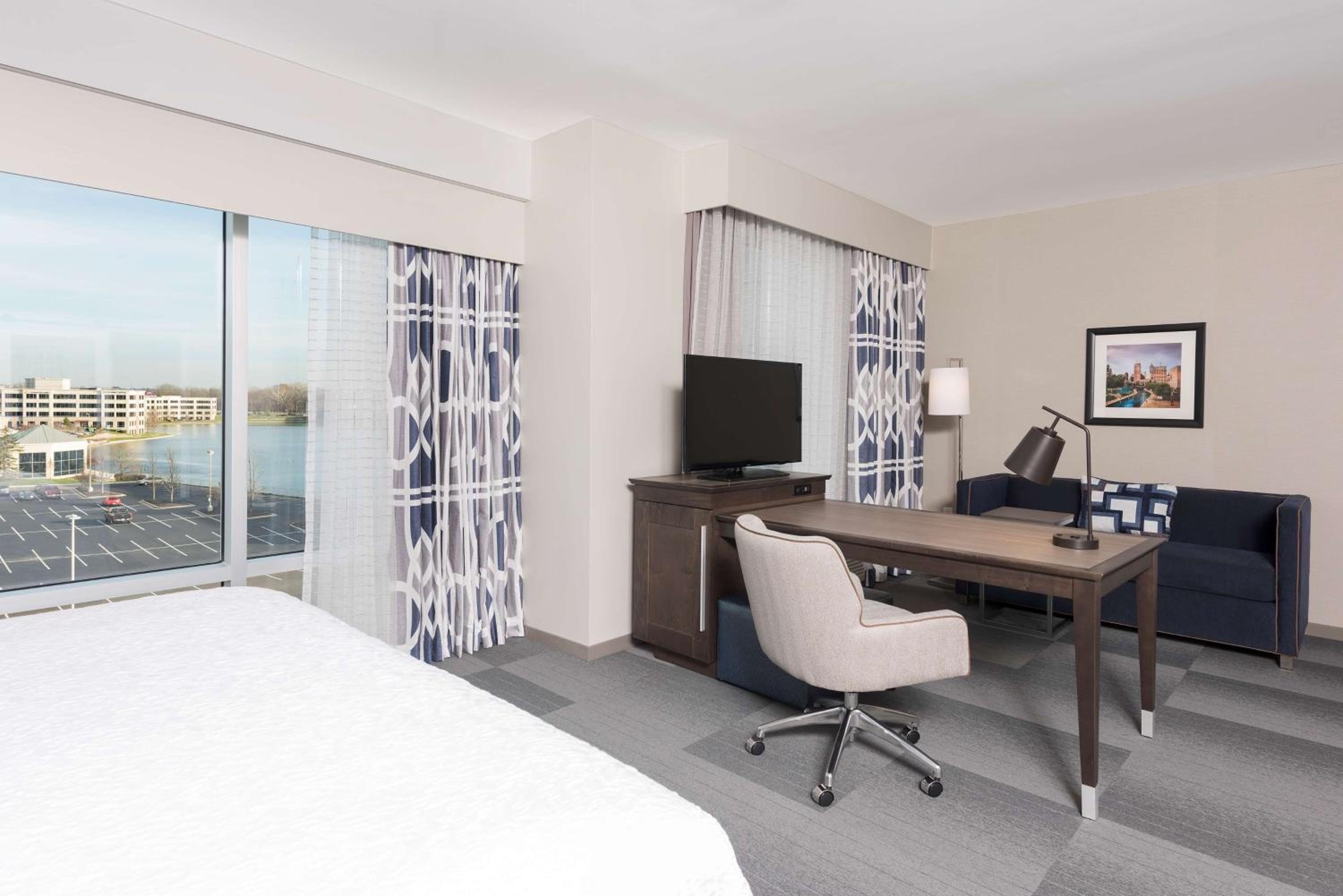 King Corner Studio Suite