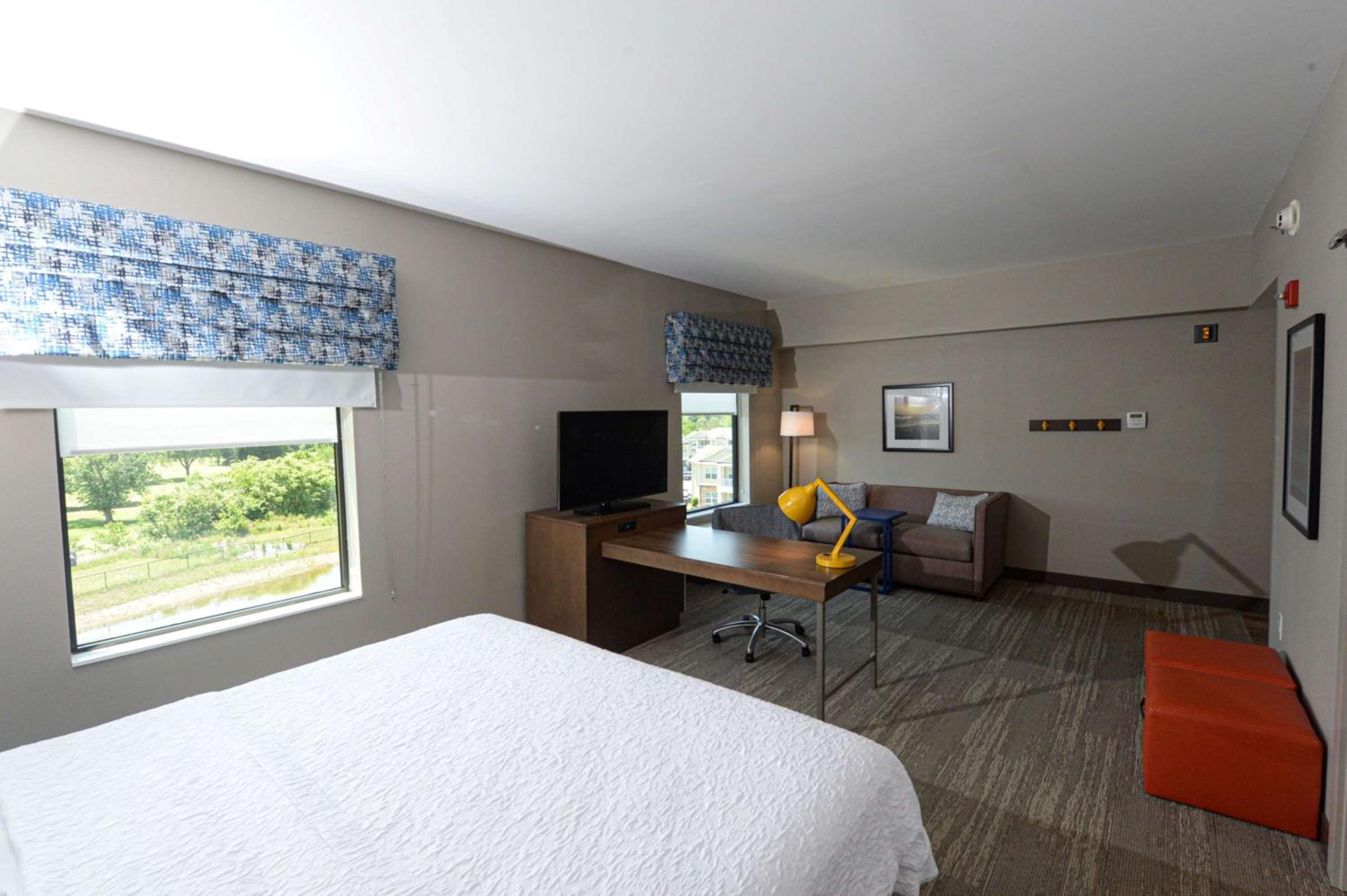 King Studio Suite - Non Smoking - Photo 8