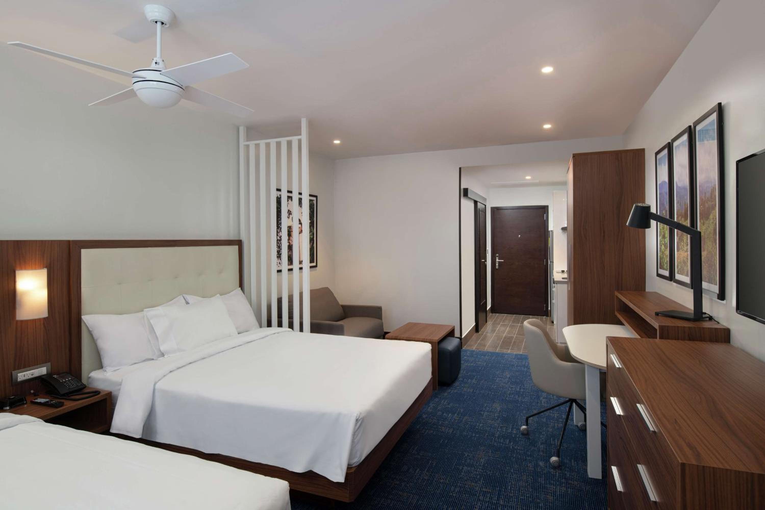 Queen Studio with Two Queen Beds - Photo 1
