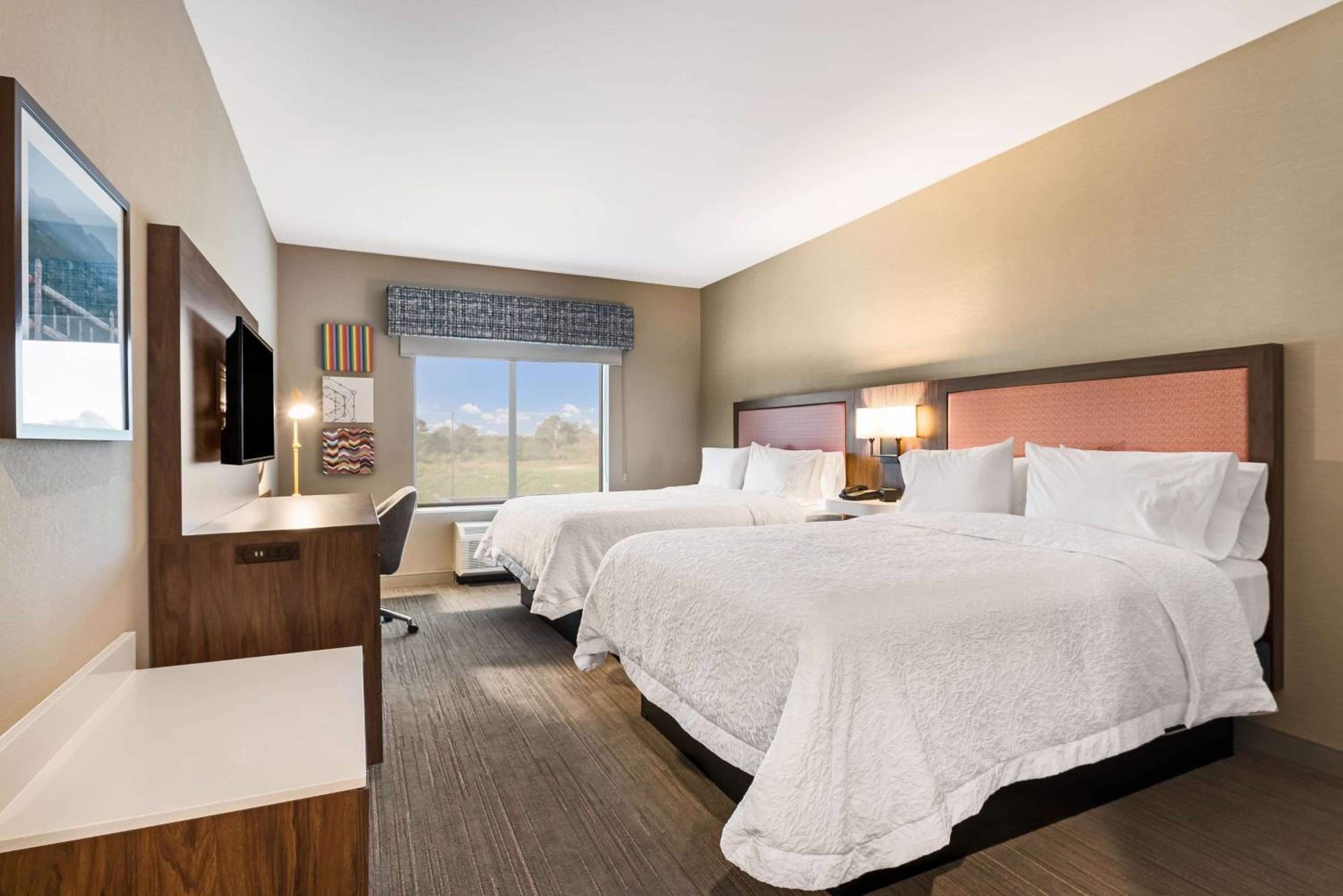 Queen Room with Two Queen Beds - Photo 1