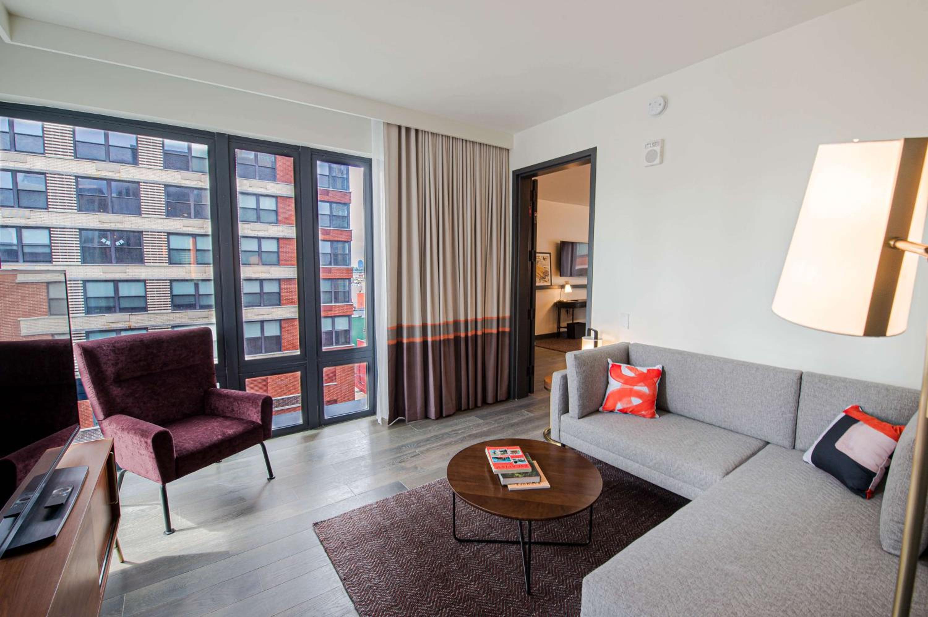 King Suite - Photo 6