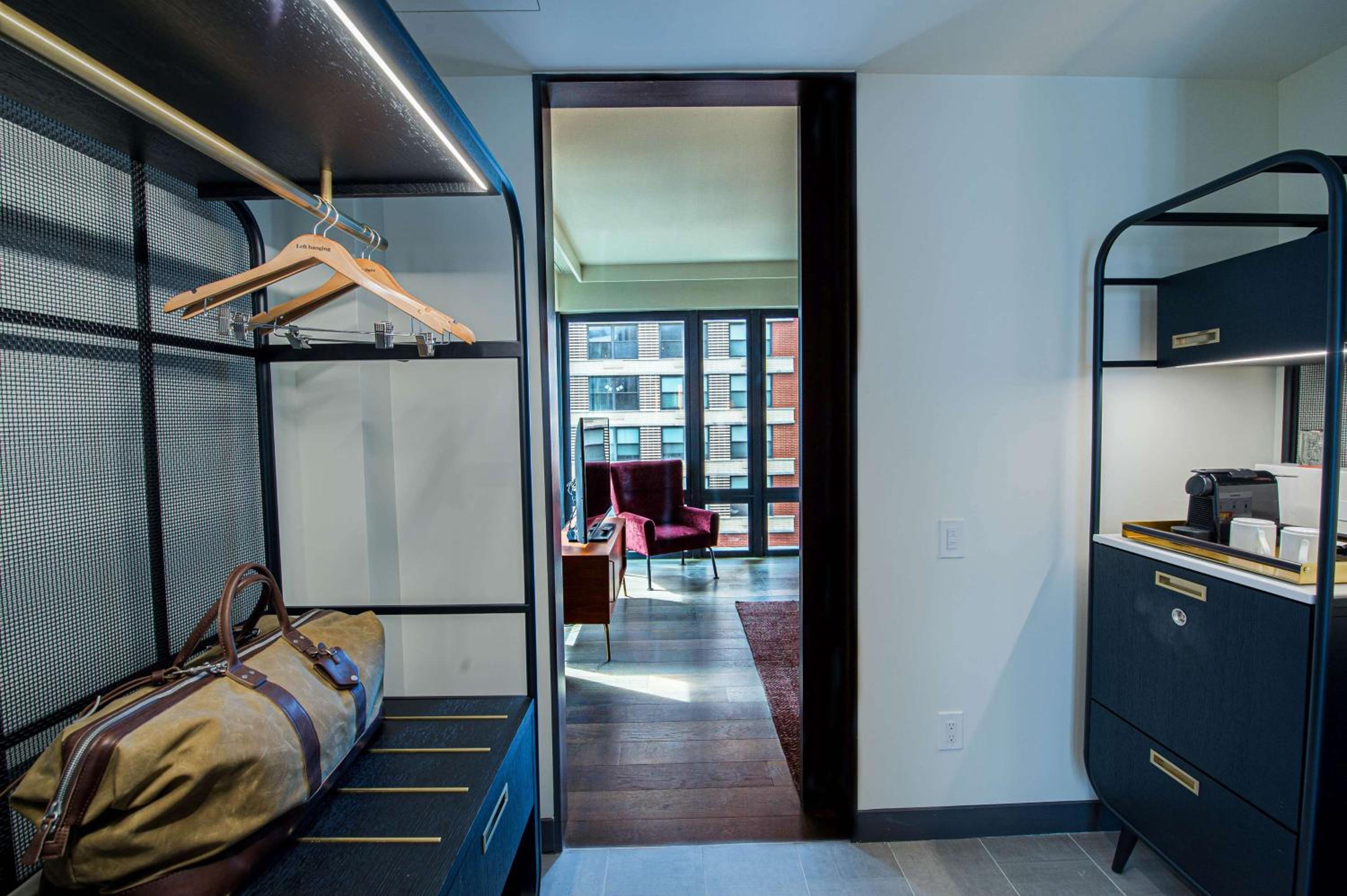 King Suite - Photo 7