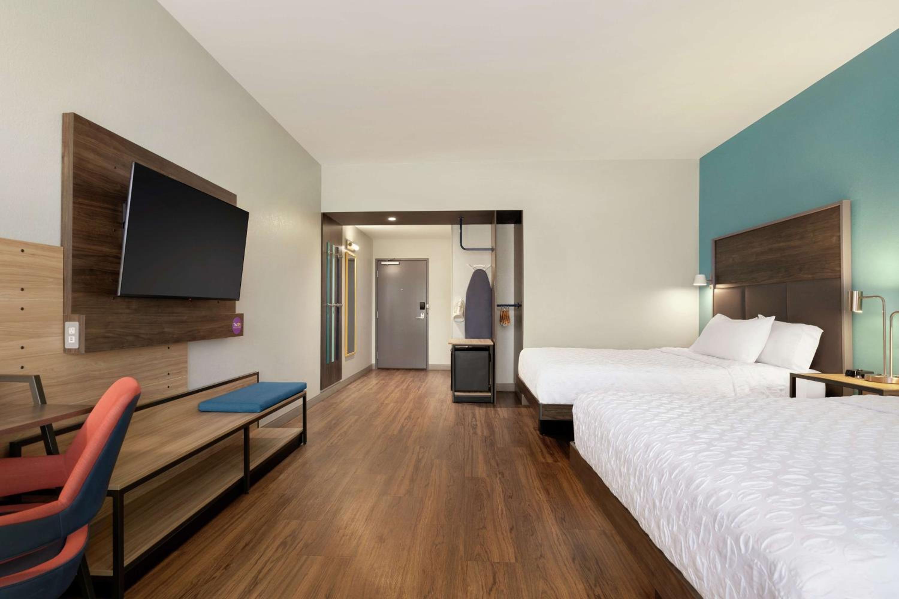 Queen Room with Two Queen Beds - Mobility and Hearing Access - Photo 1