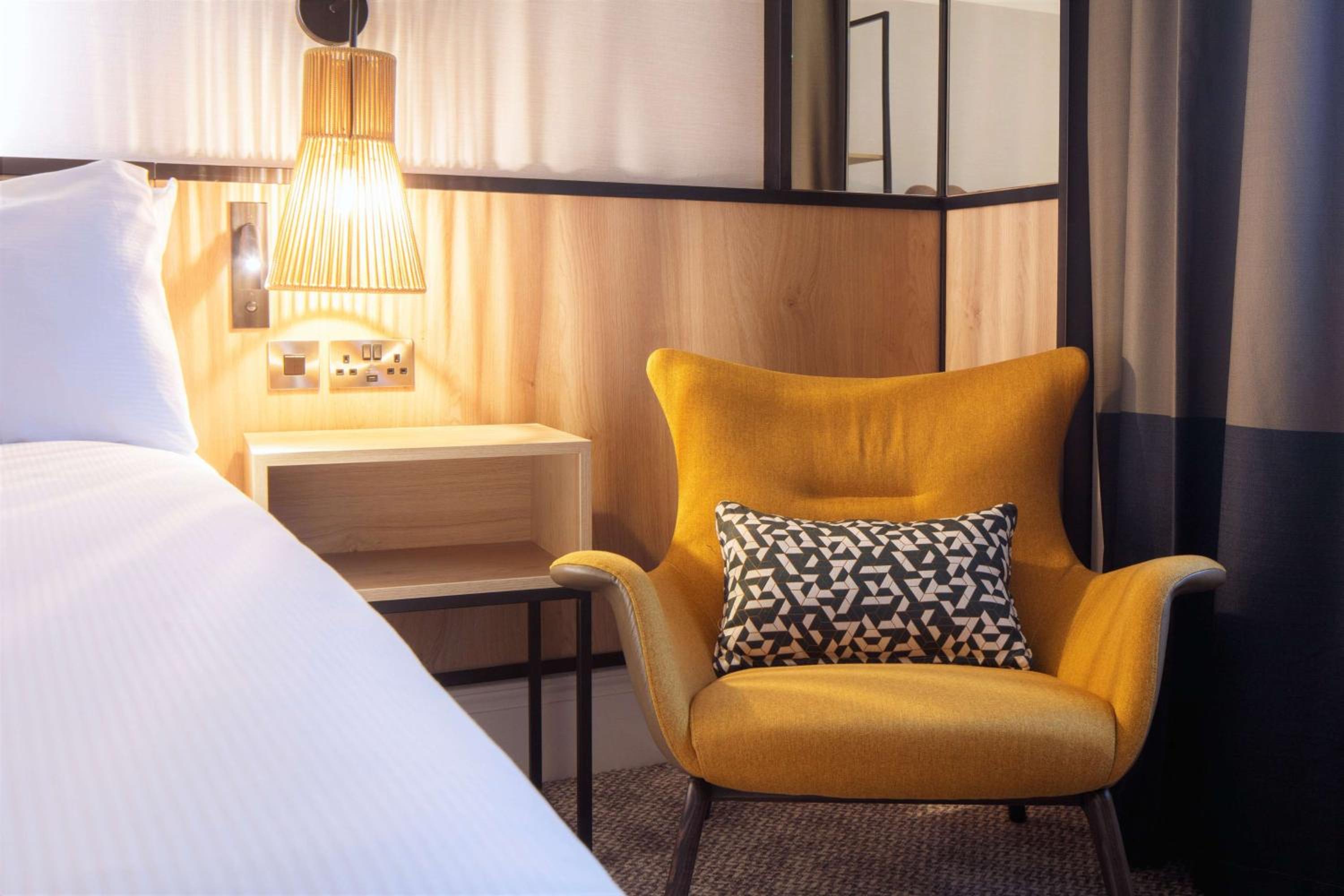 King Guest Room - Photo 1