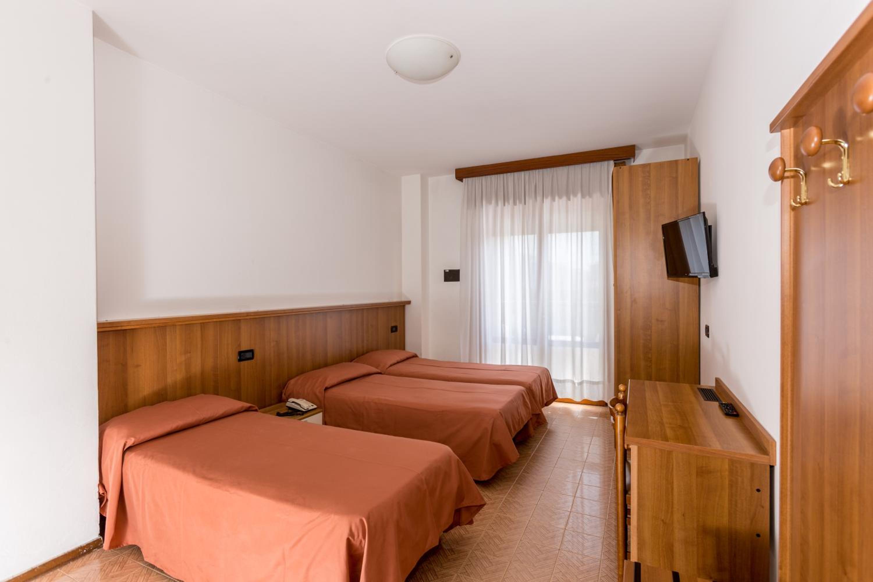 Comfort Triple Room - Photo 1