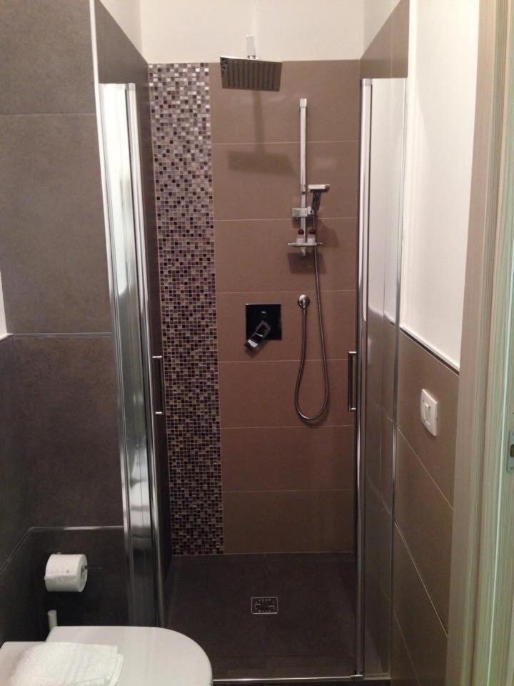 Double Room - Photo 14