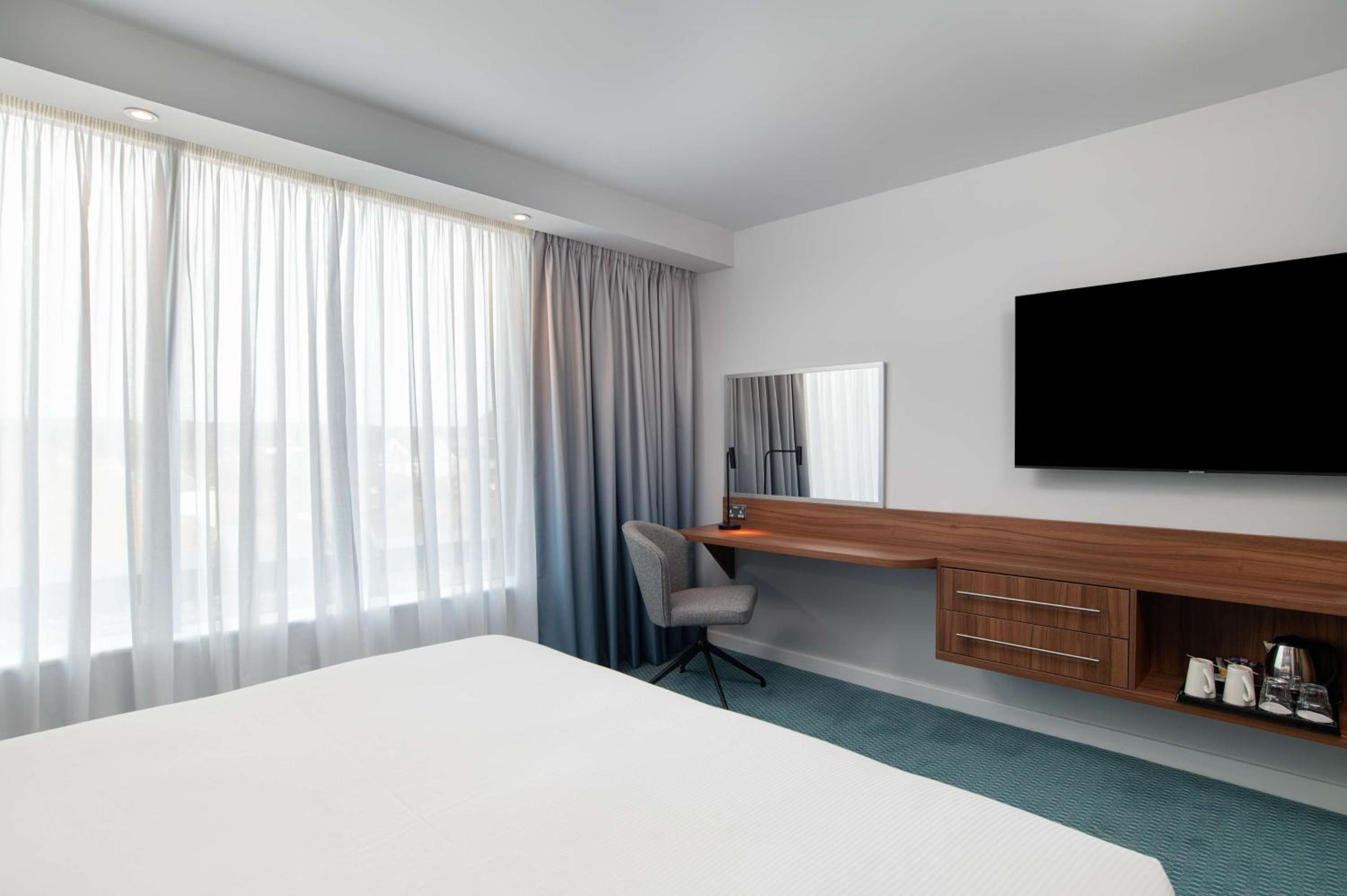 Queen Room photo 1