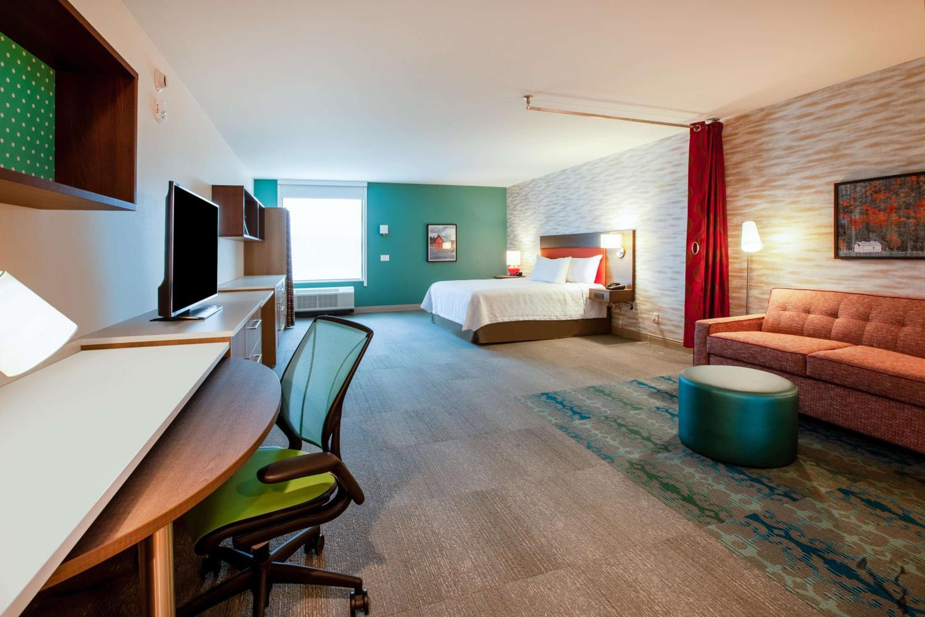 King Studio Suite - Non-Smoking - Photo 3