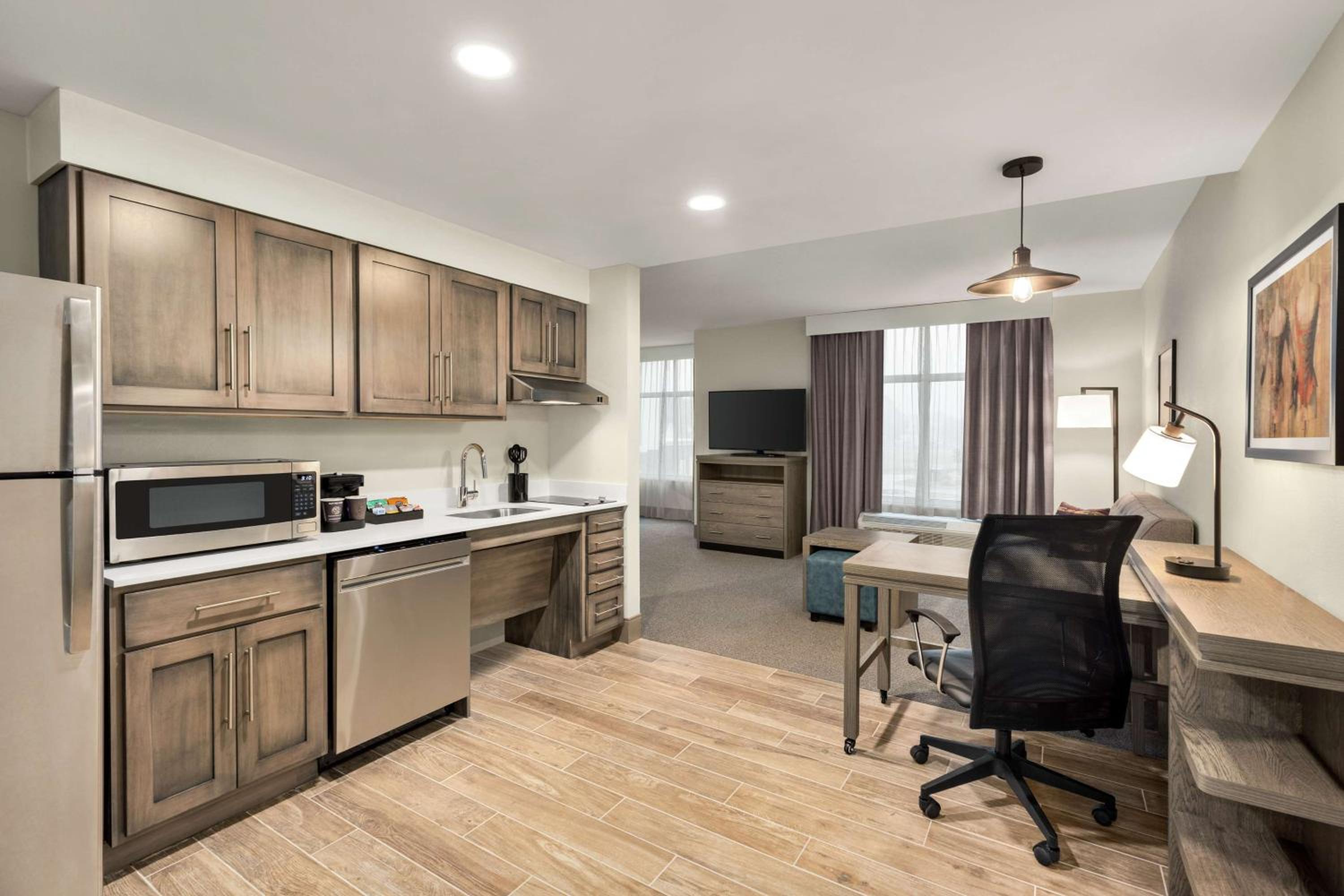 King Studio Suite - Hearing Access/Non-Smoking - Photo 4