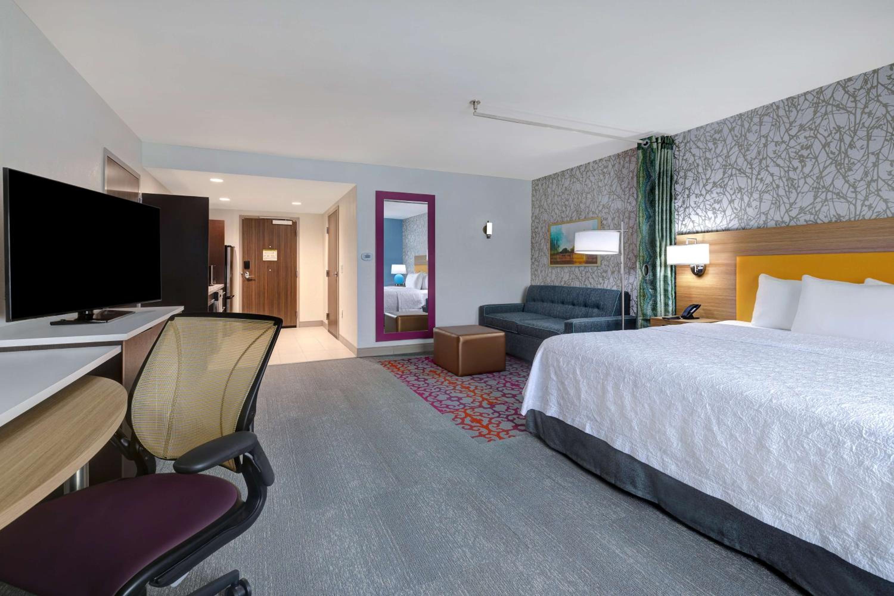 King Studio Suite - Mobility Access/Non-Smoking