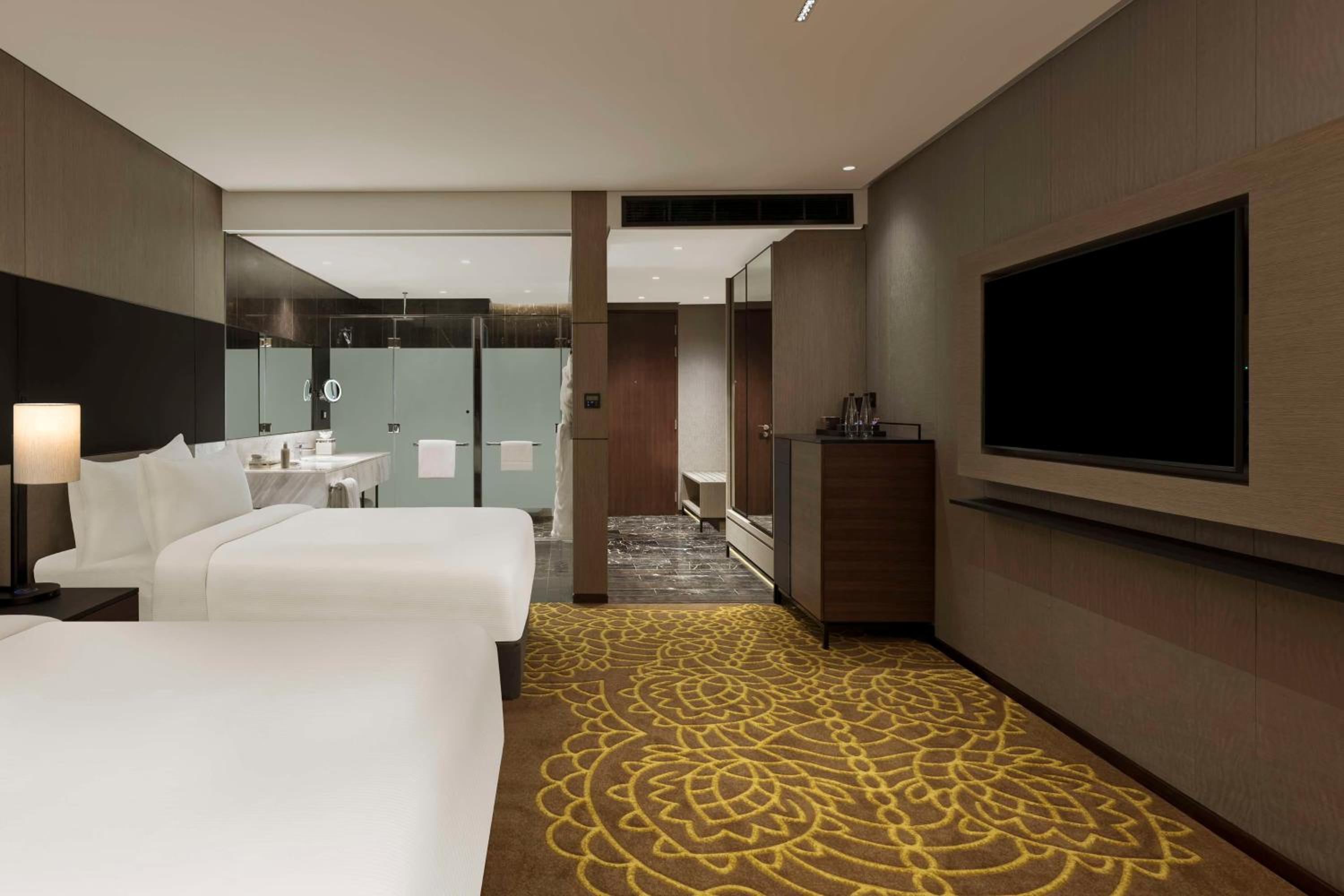 Deluxe Twin Room - Photo 3