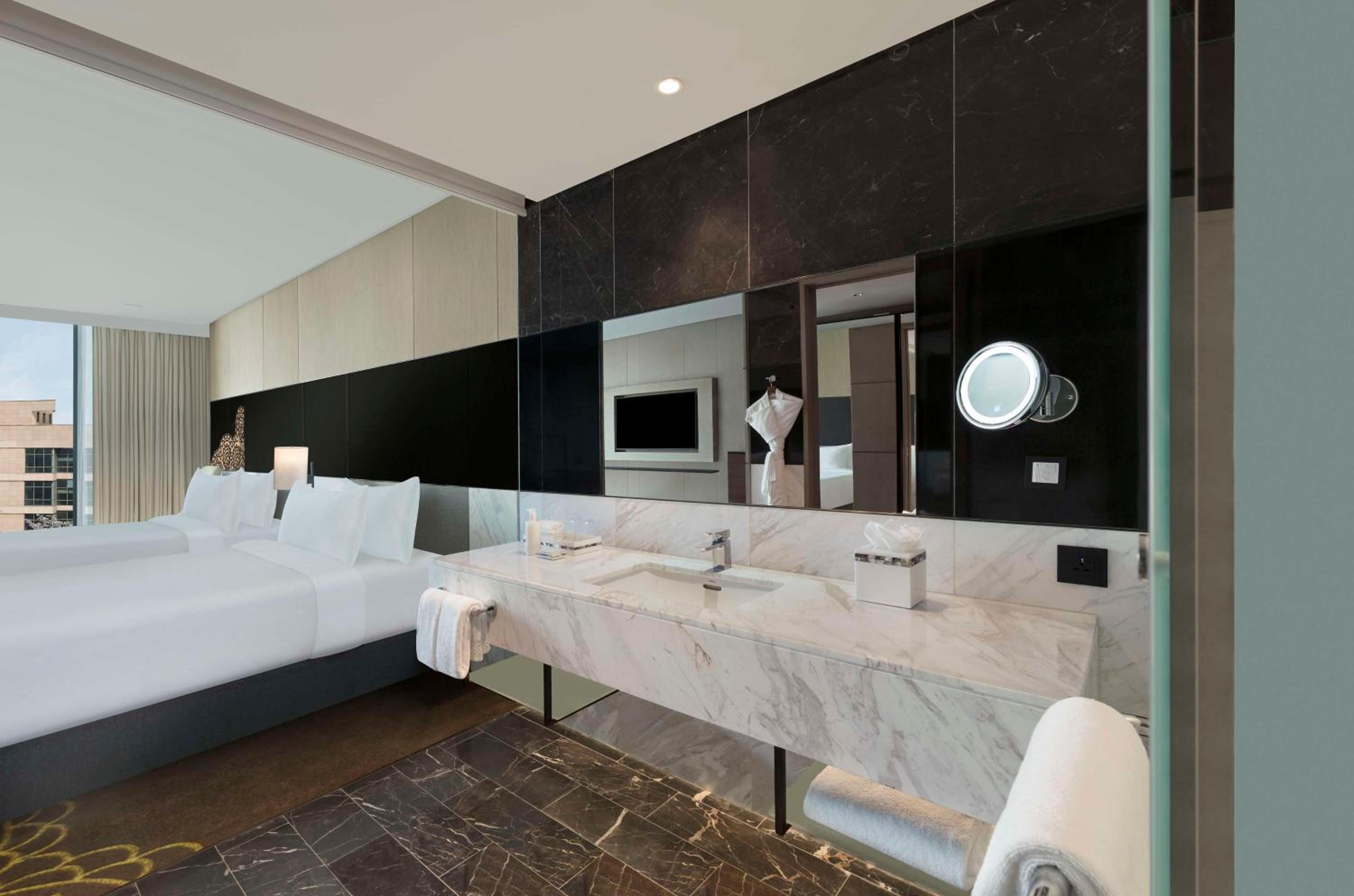 Deluxe Twin Room - Photo 4