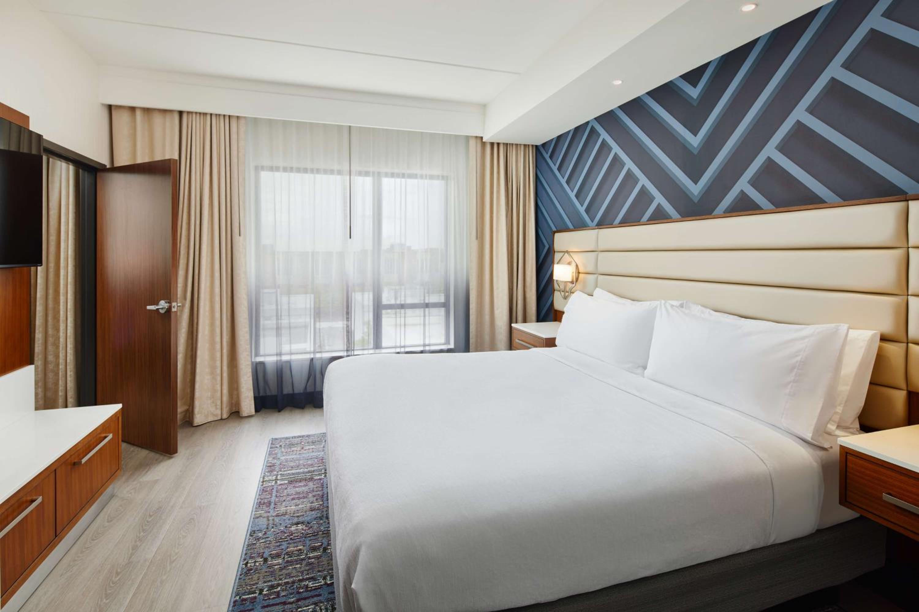 Two-Room King Suite - Photo 1