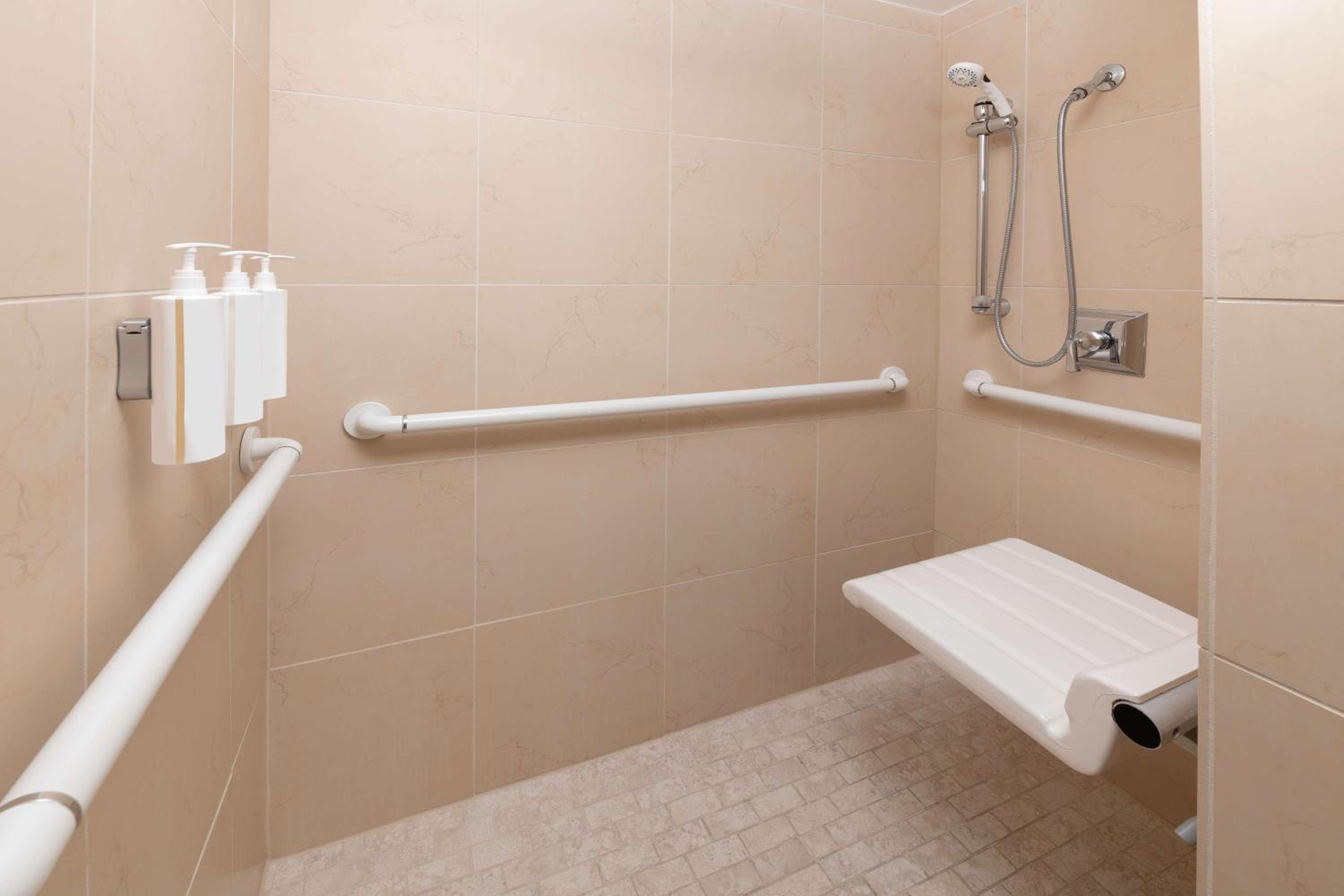 King Suite with Roll-in Shower - Mobility Access - Photo 8