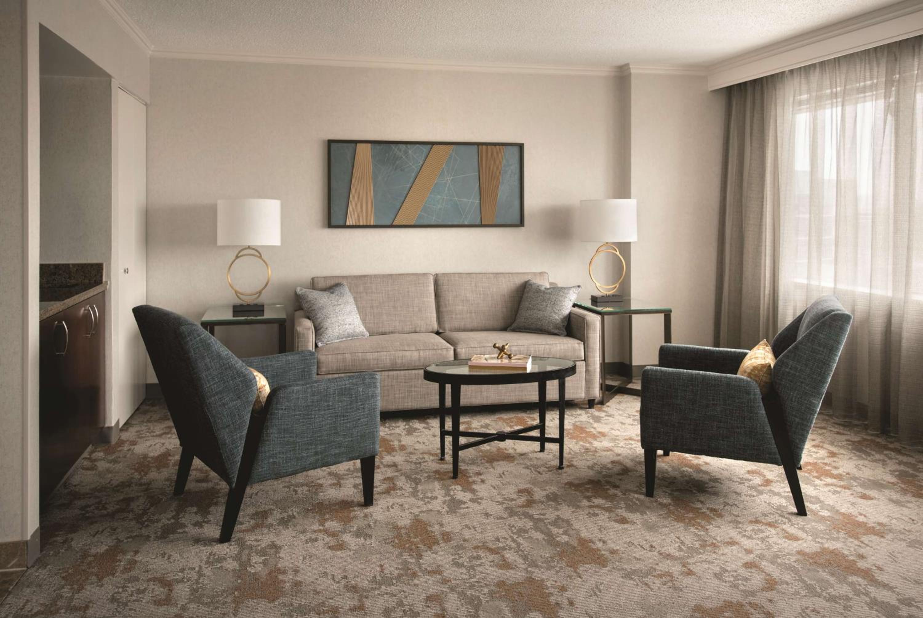 Corner King Suite - Photo 1