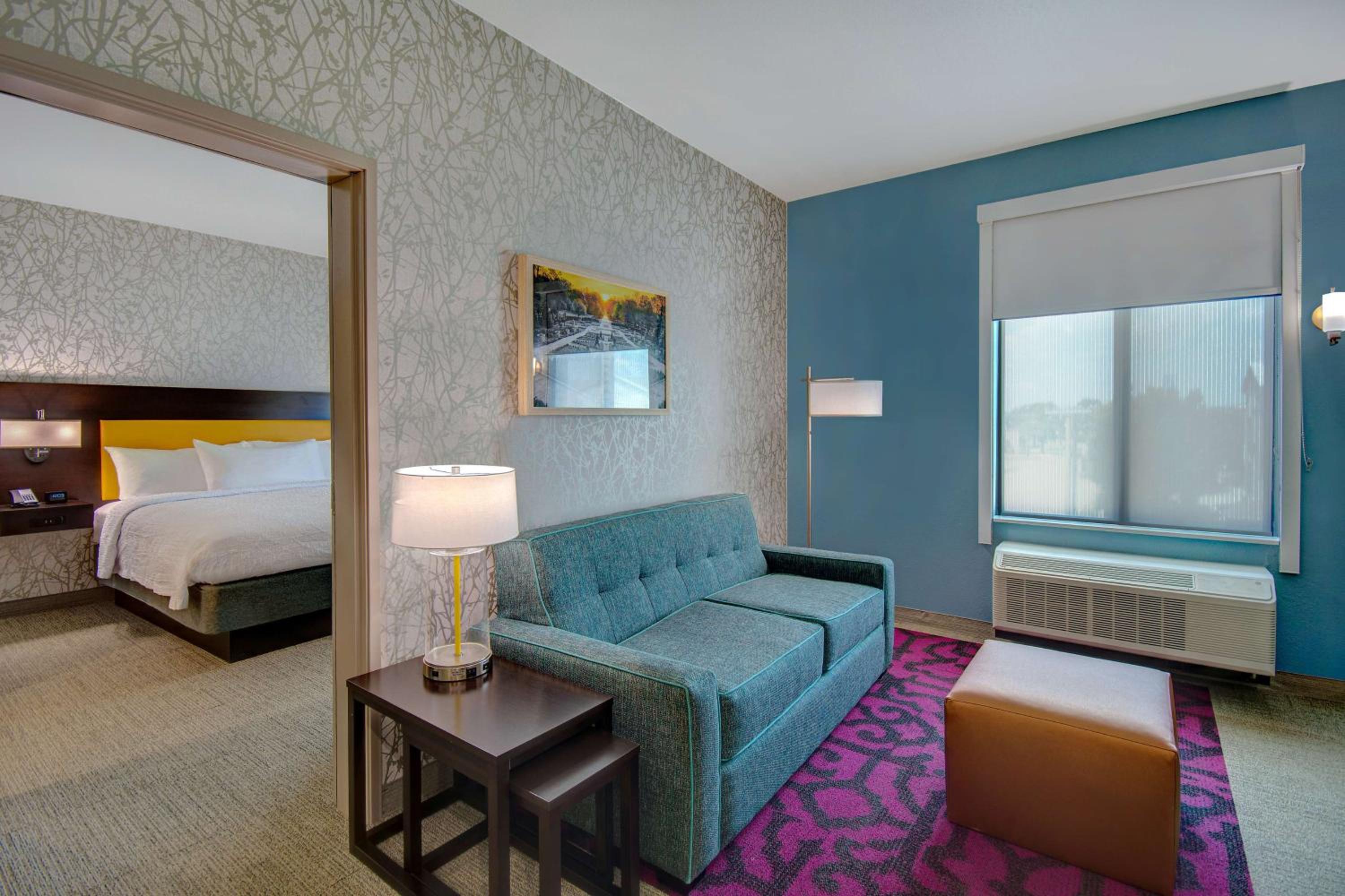 One-Bedroom King Suite photo 3