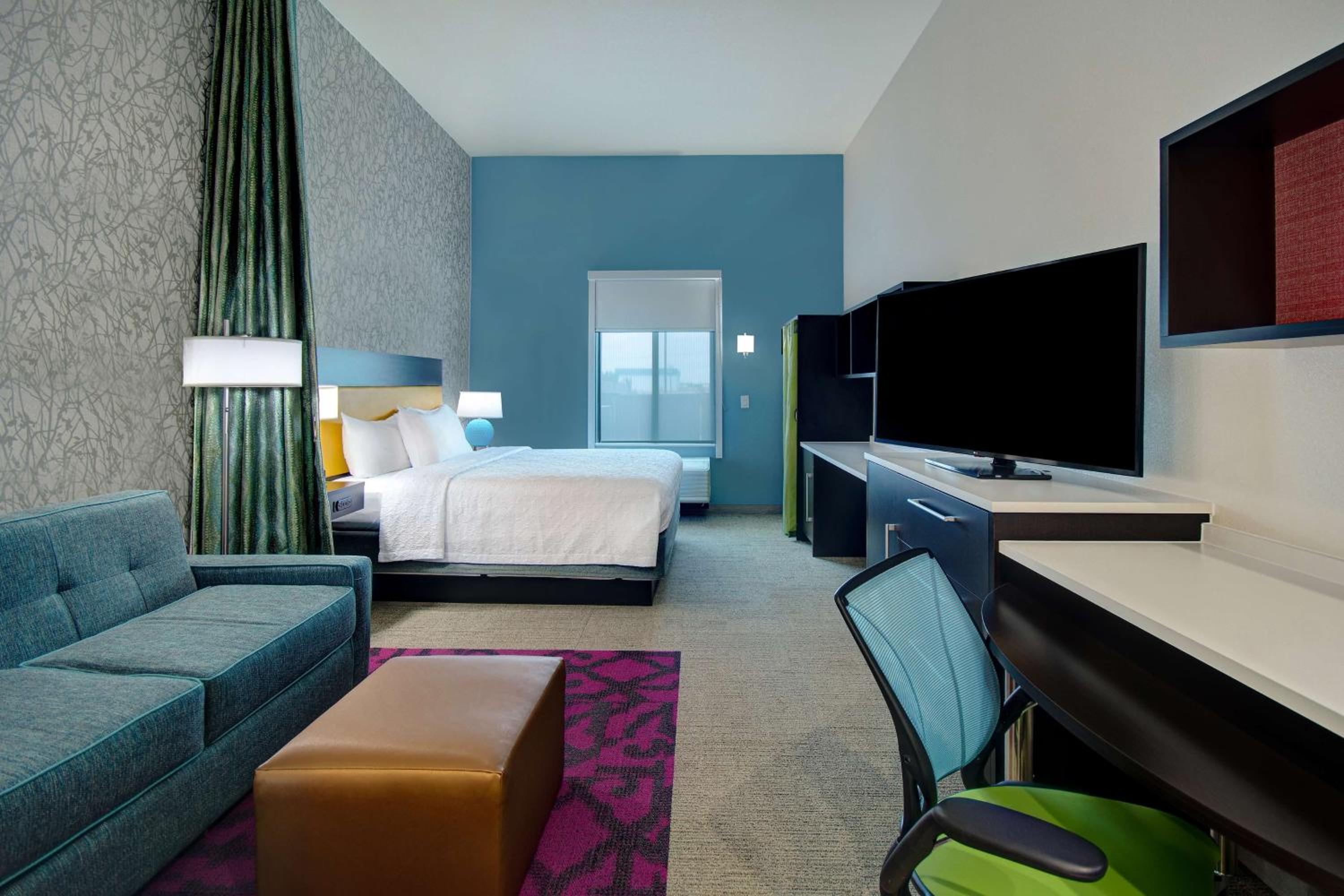 King Suite with Accessible Bathtub photo 3