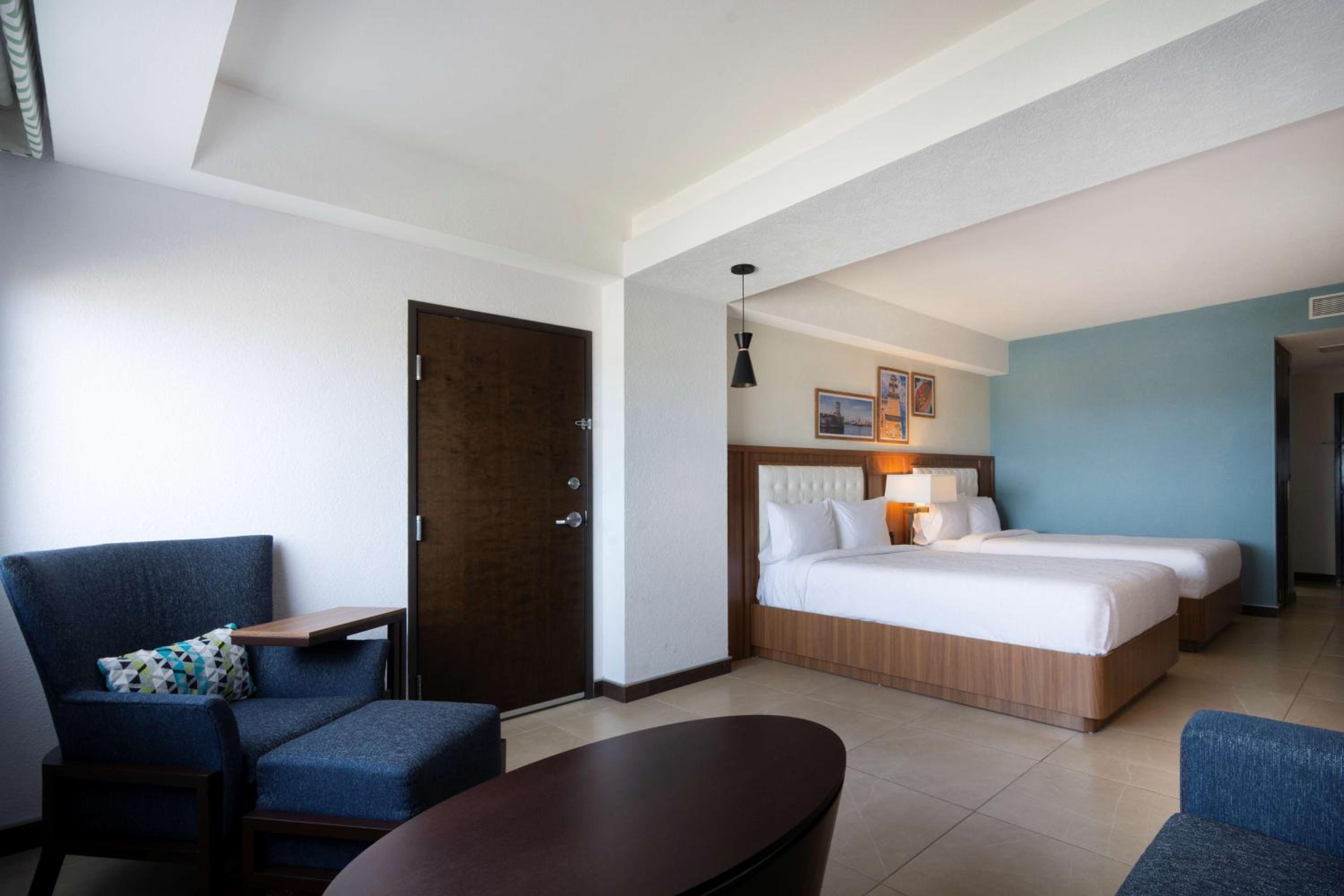 Double Room with Two Double Beds - Mobility Access/Non-Smoking - Photo 1