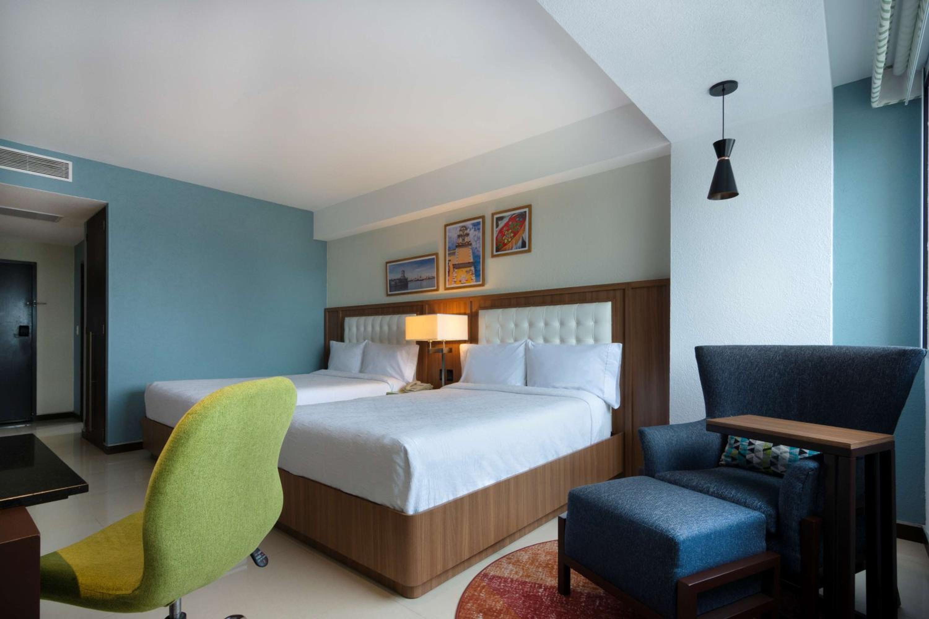 Standard Double Room with Two Double Beds - Non-Smoking - Photo 6