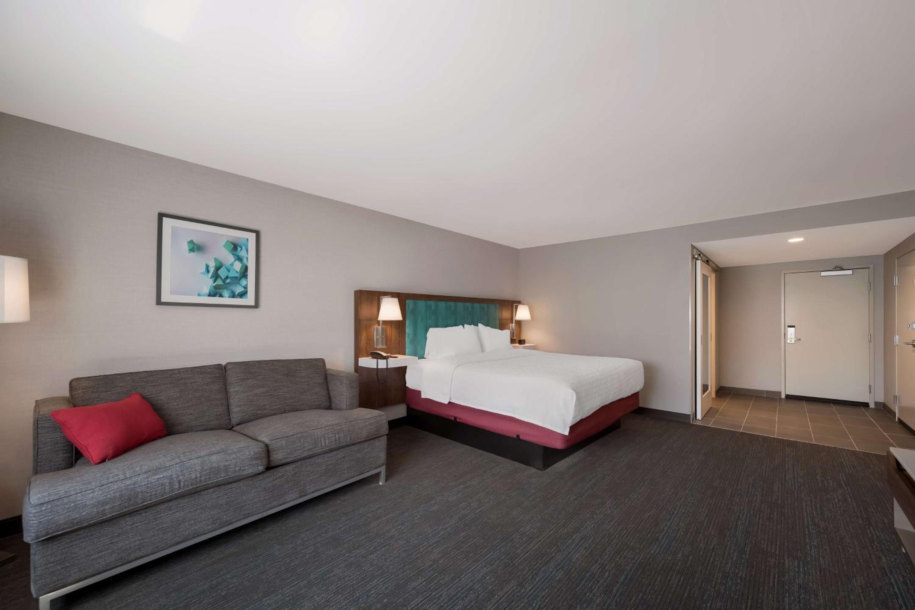 Studio with One King Bed and Microwave/Fridge - Photo 3
