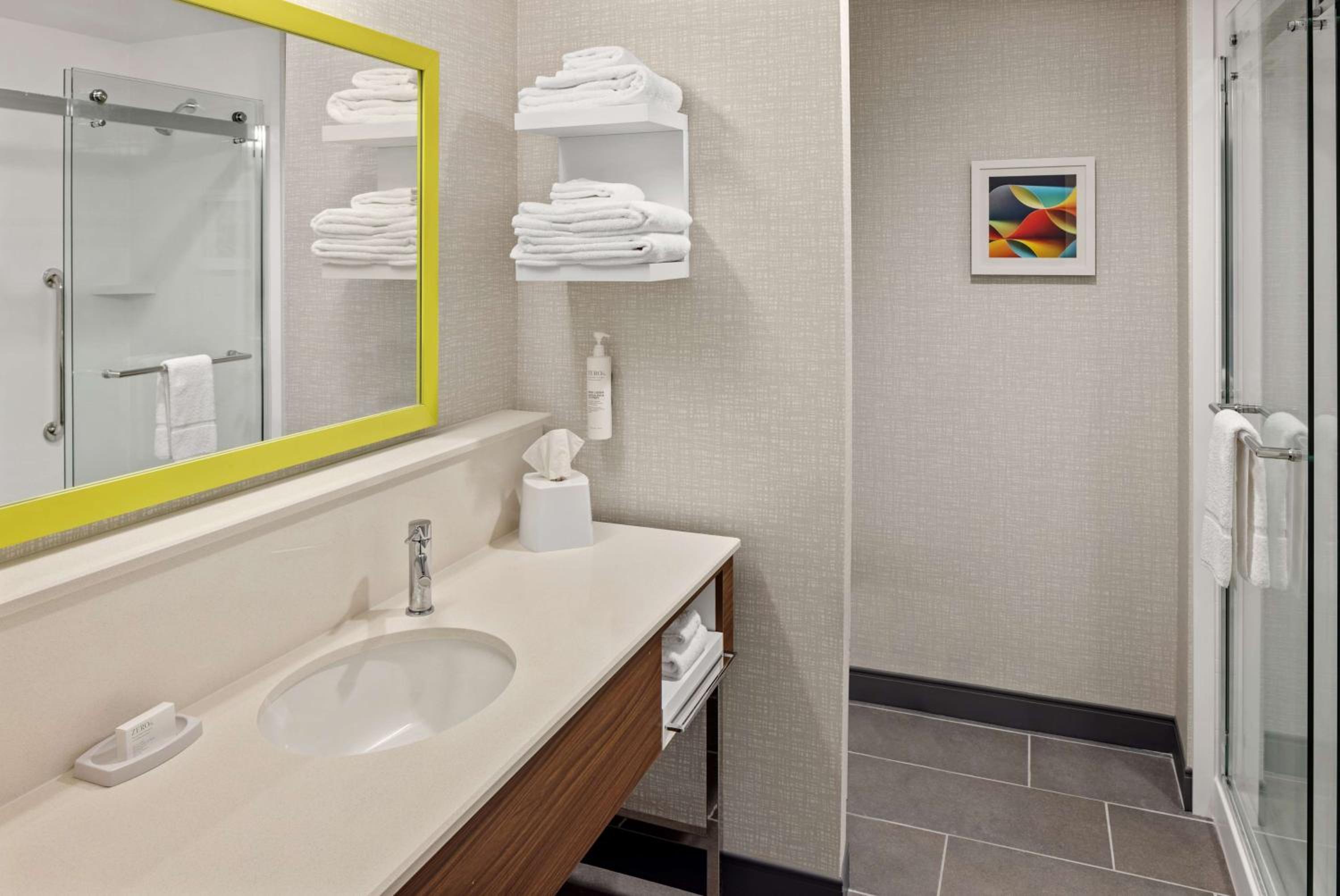 King Studio Suite - Photo 5