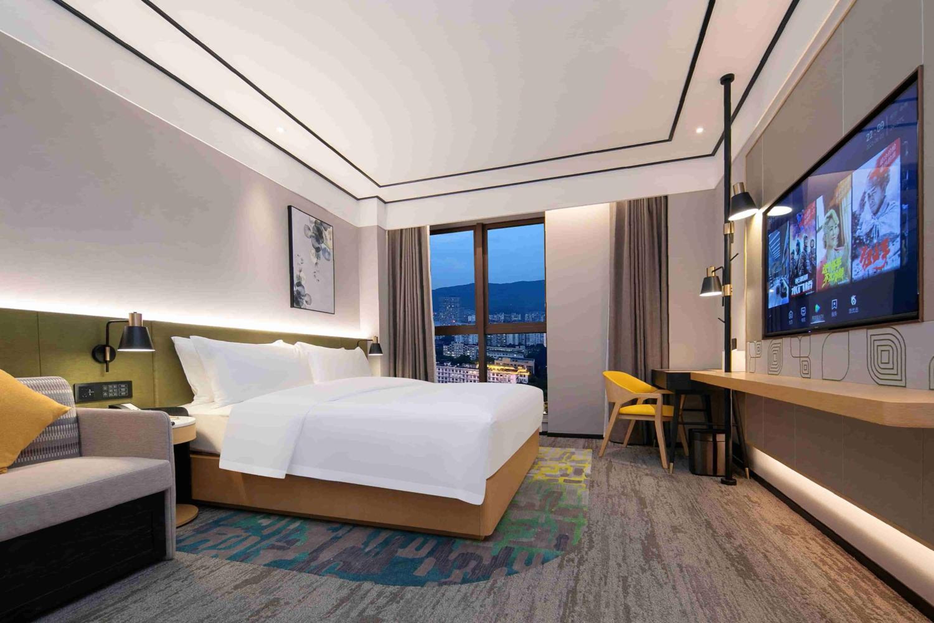 King Guest Room - Photo 1