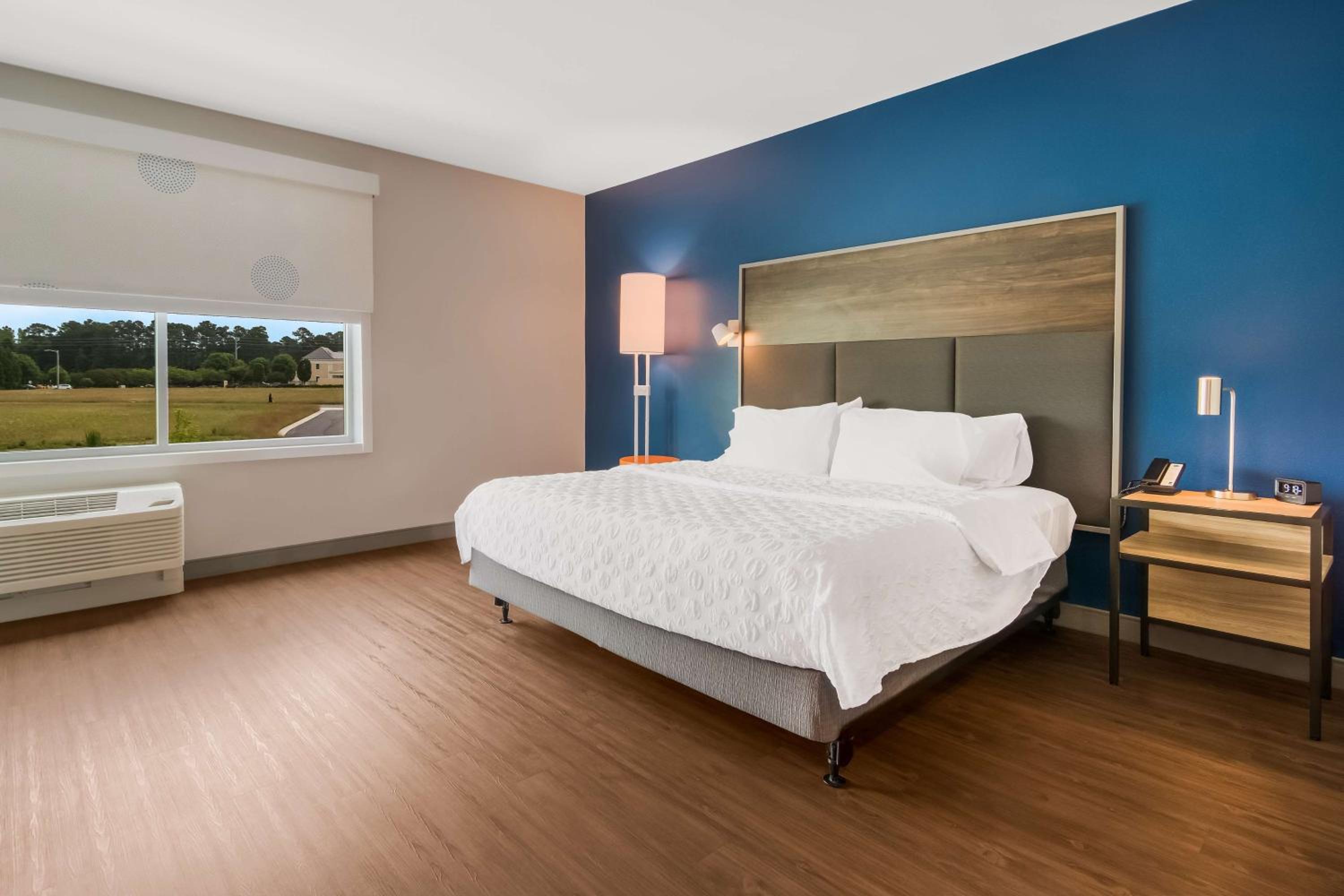 King Room - Hearing Access - Photo 5