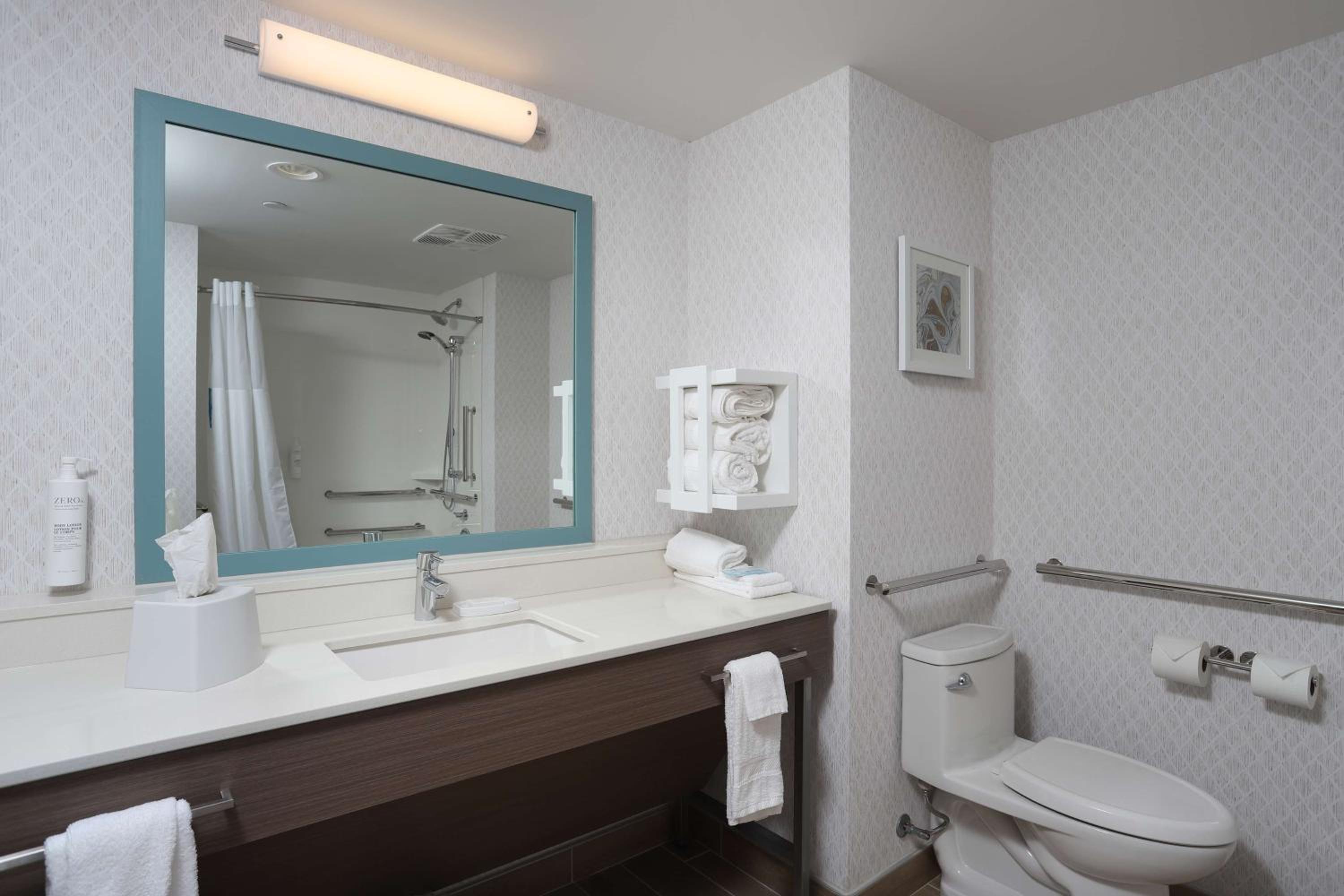 King Room - Mobility Access/Non-Smoking - Photo 3
