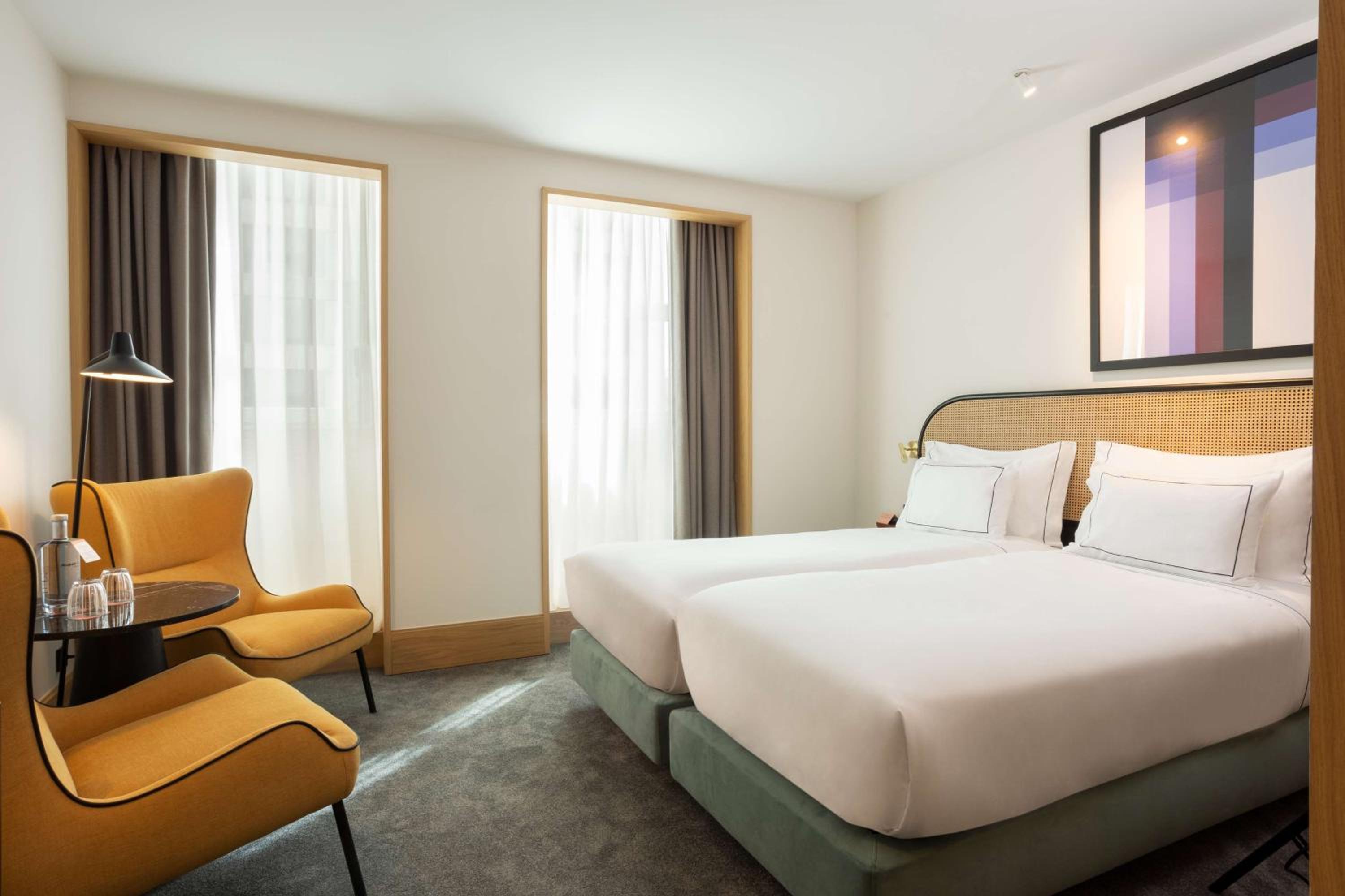 Twin Room - Photo 1