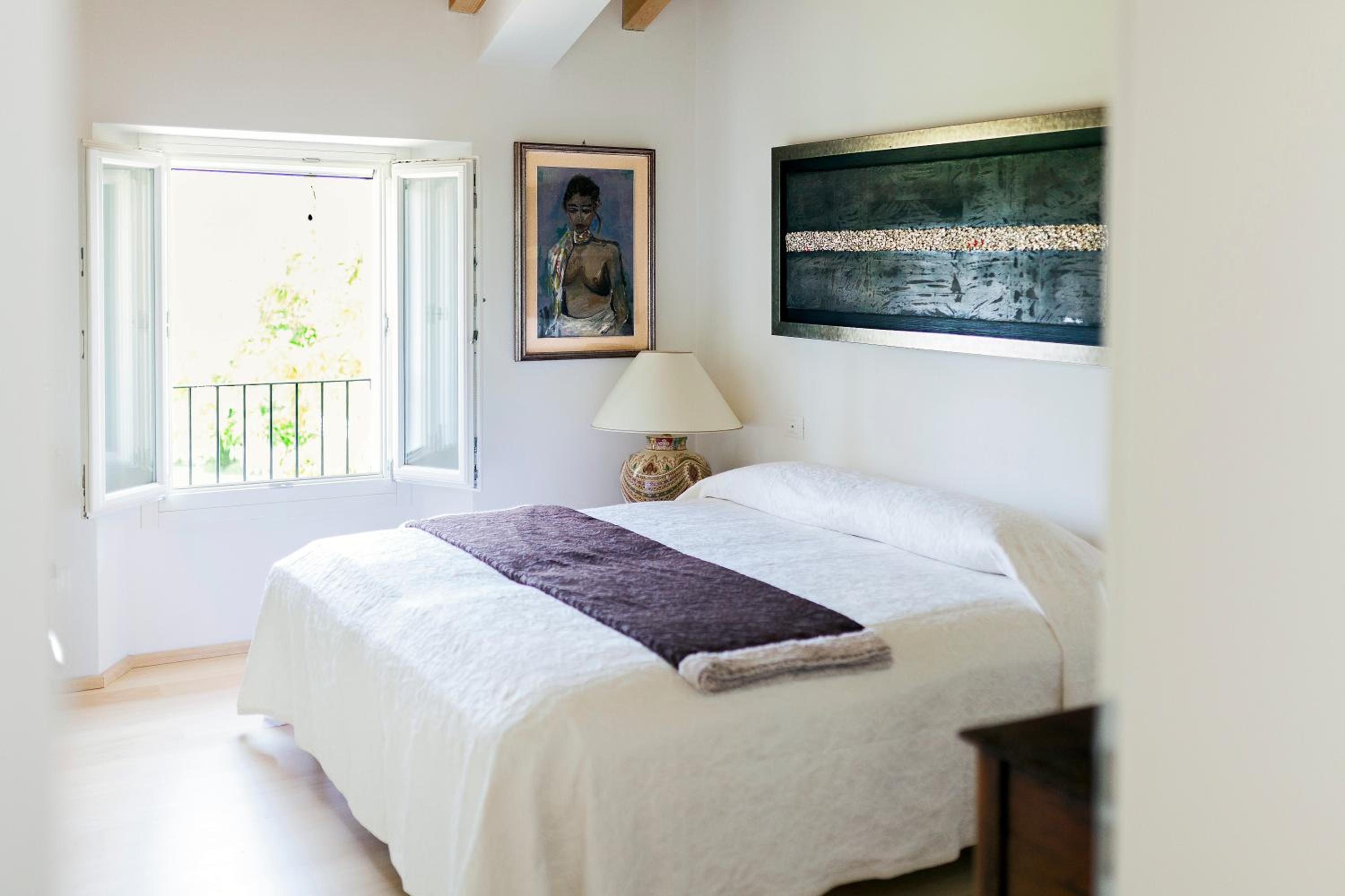 Double Room with Private Bathroom - Photo 1