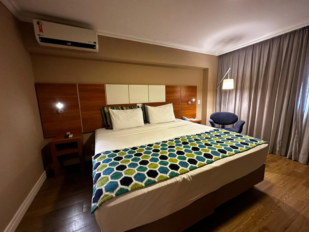 Superior King Room - Photo 2