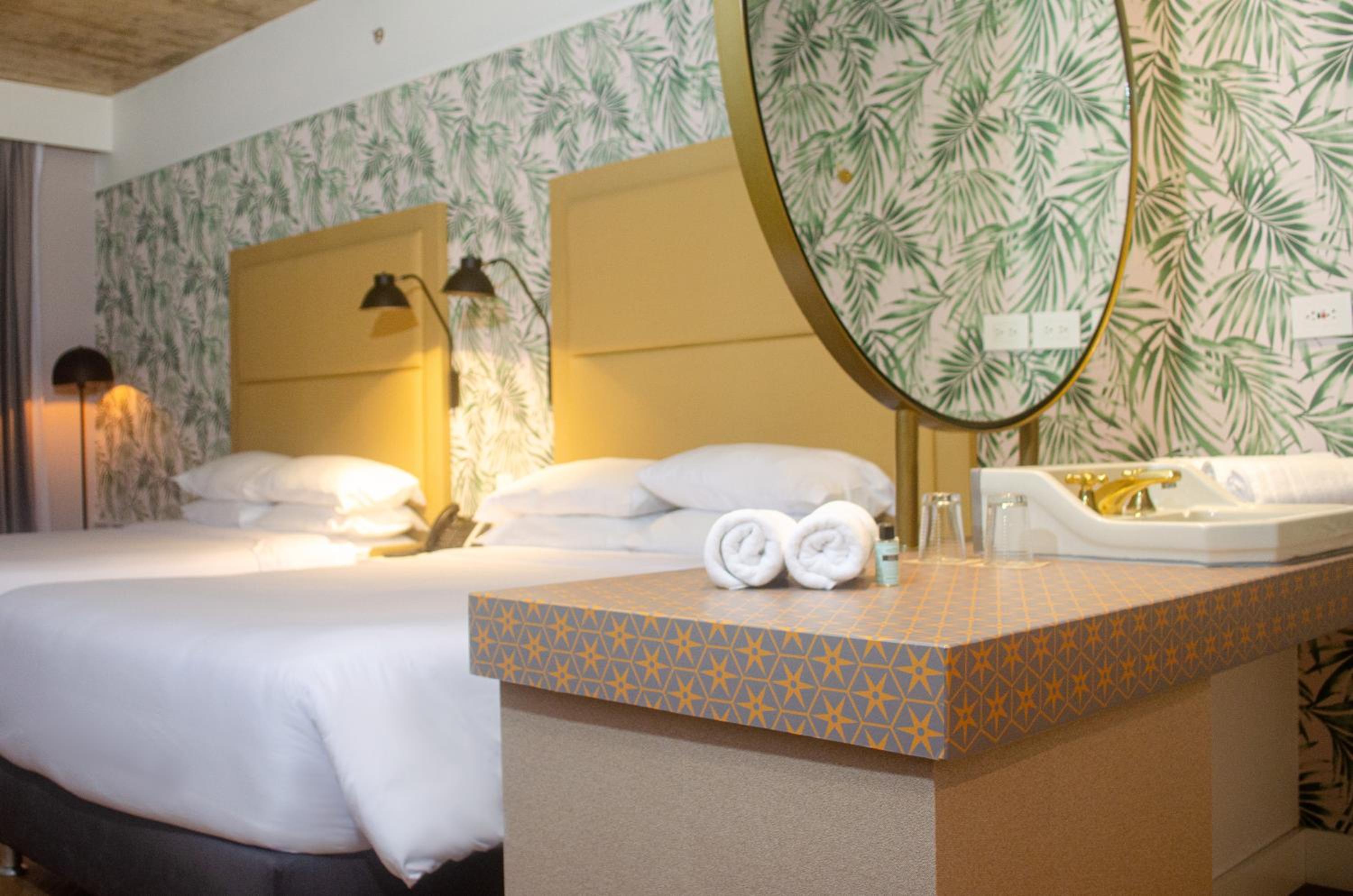 2 Double Beds - Photo 6