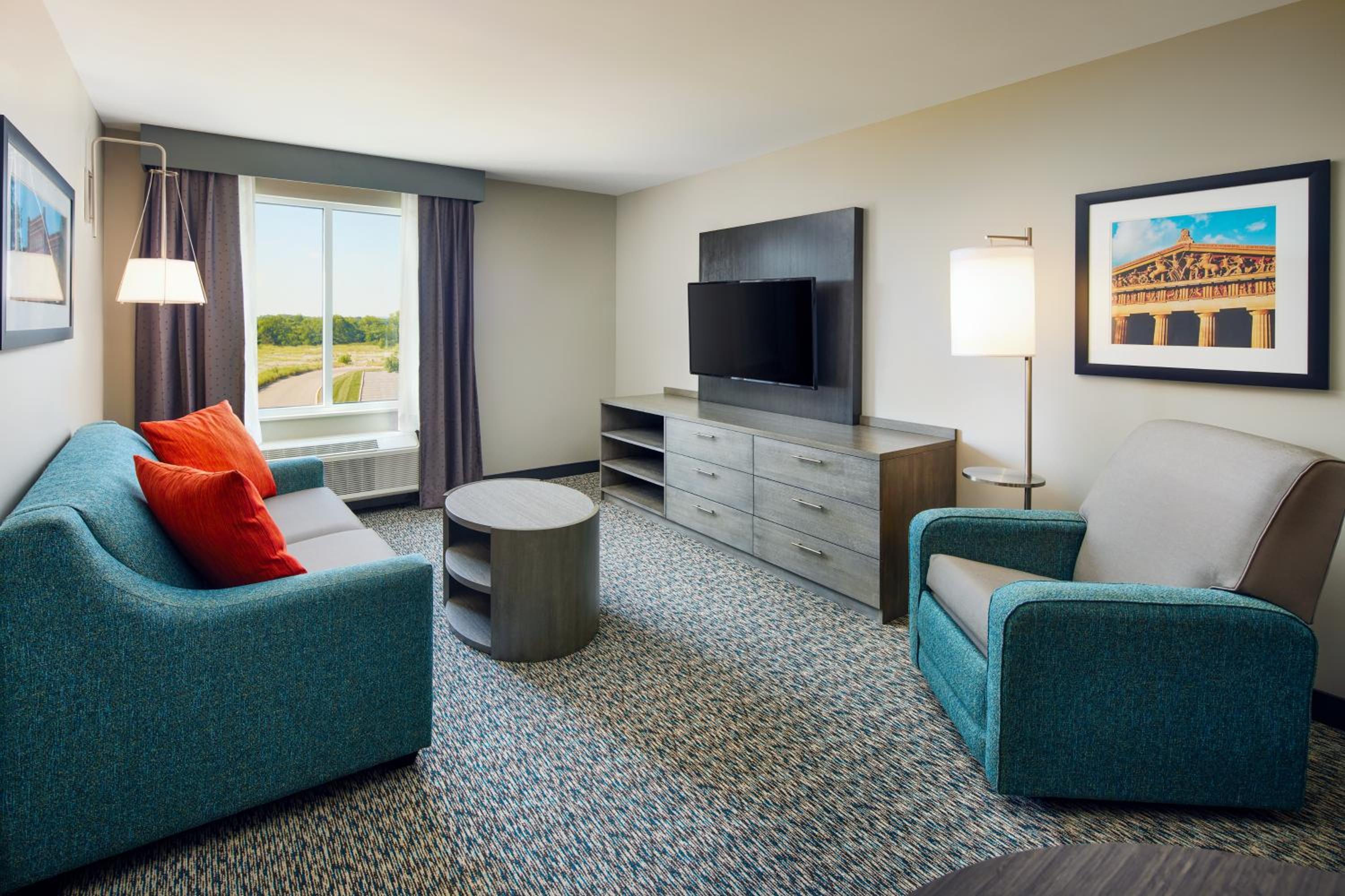 One-Bedroom King Suite - Photo 1