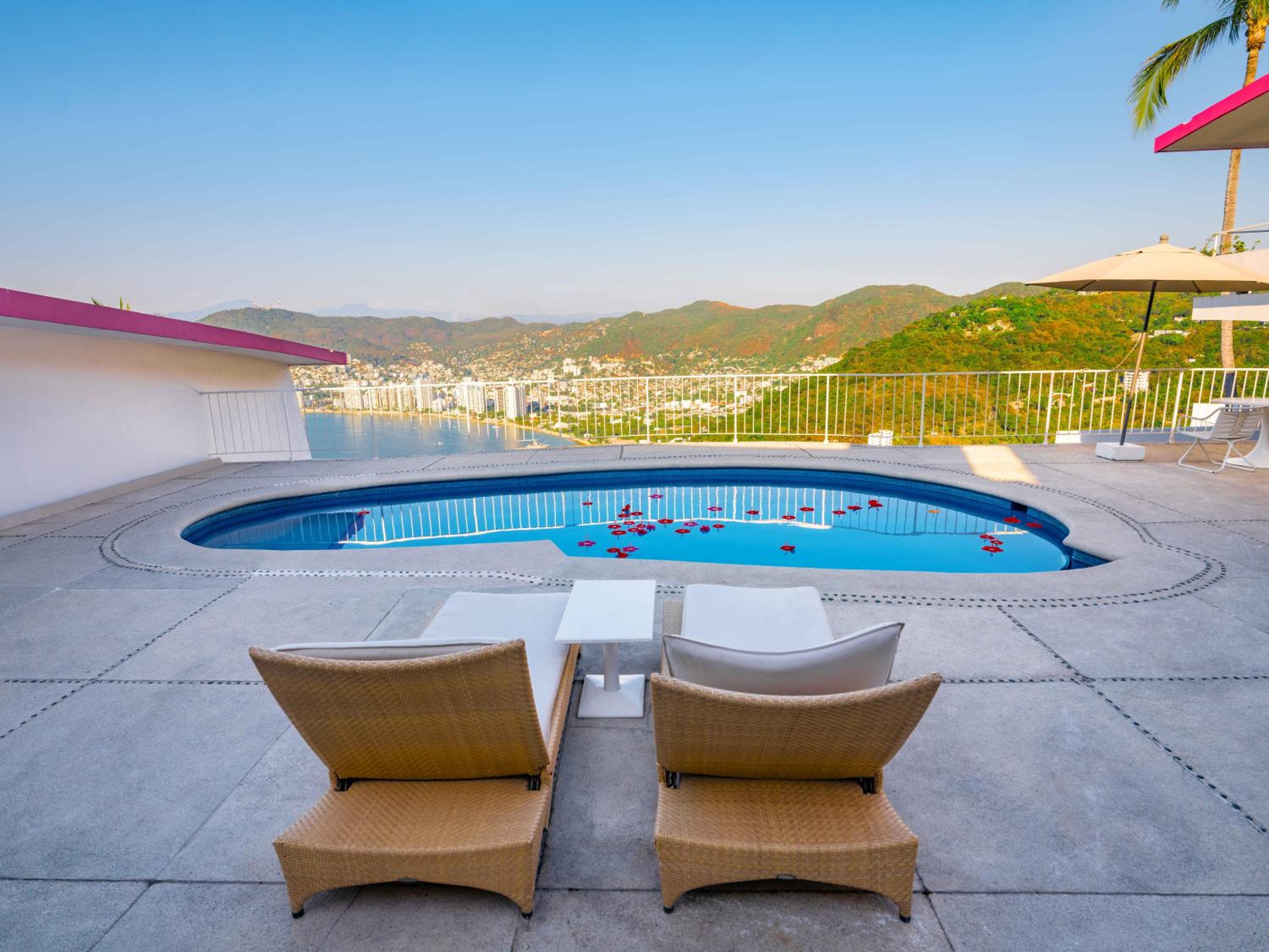 Private Pool Casita with Two Beds - Photo 10