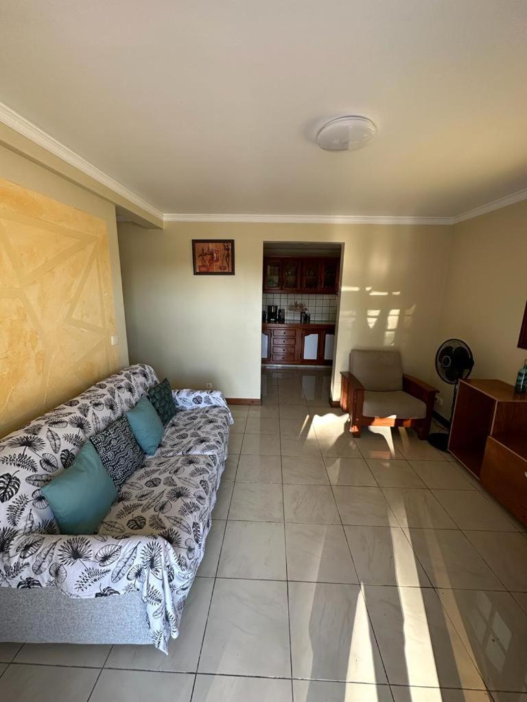 One-Bedroom Apartment photo 3