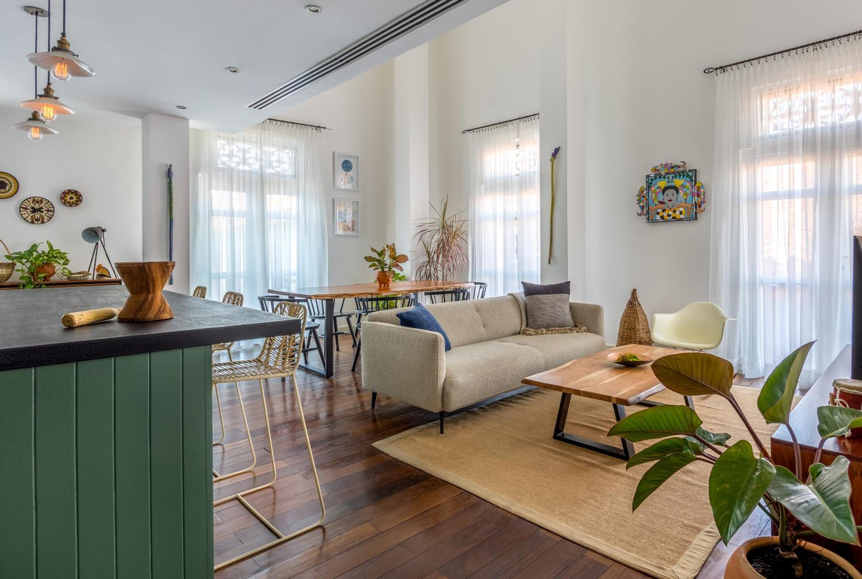 Exclusive 2BR Apartment in Casco Viejo | Historic Charm photo 2