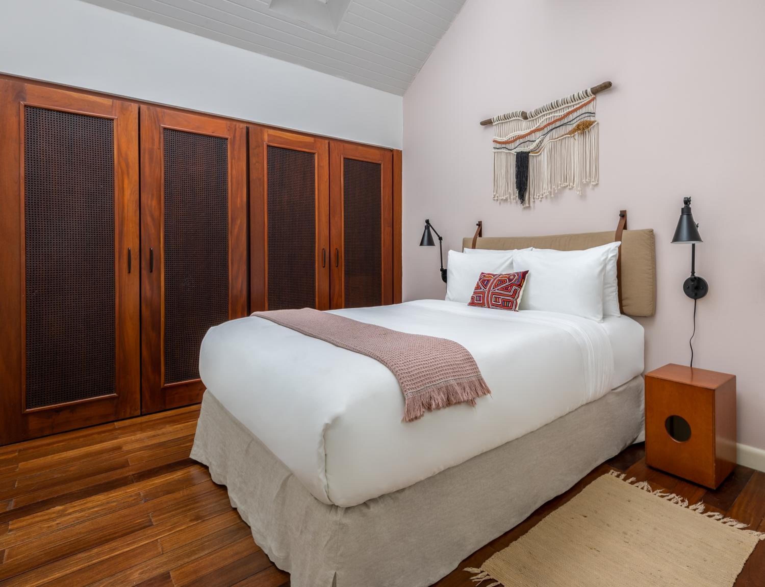 Refined 2BR Apartment with terrace in Casco Viejo | Prime Location photo 1