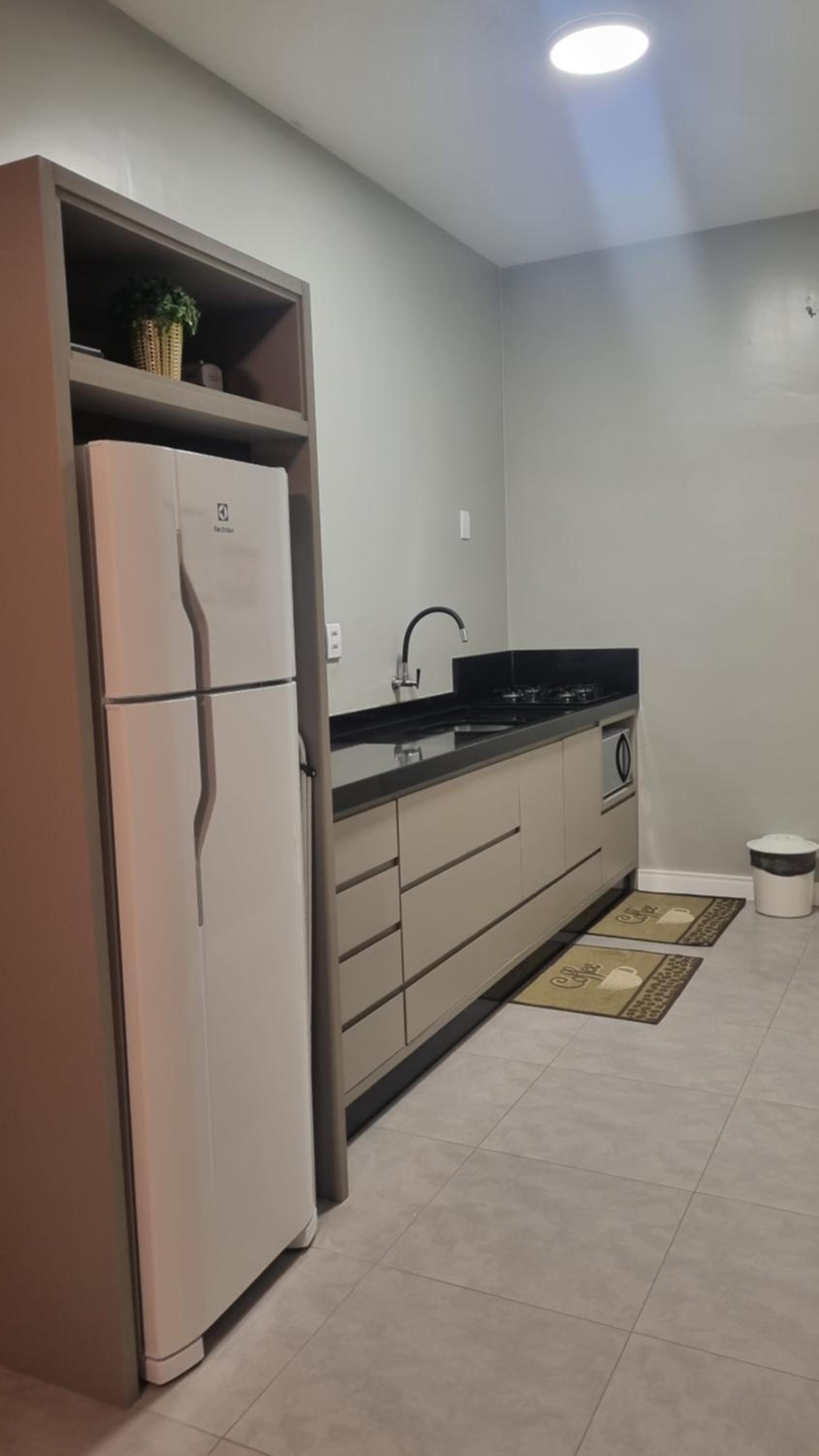 One-Bedroom Apartment - Photo 5
