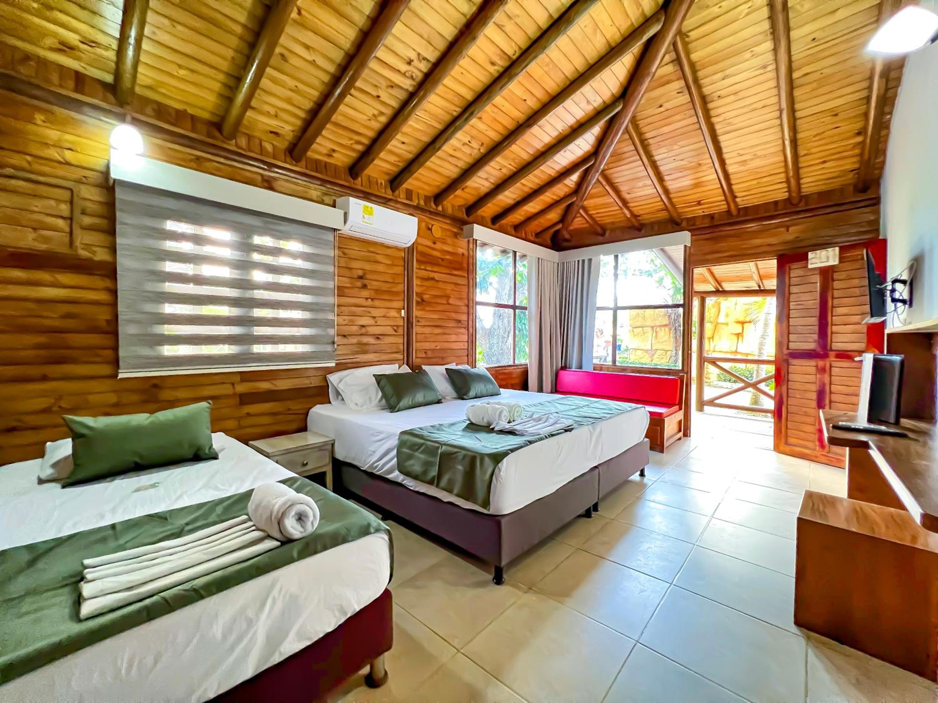Standard Quadruple Room photo 2