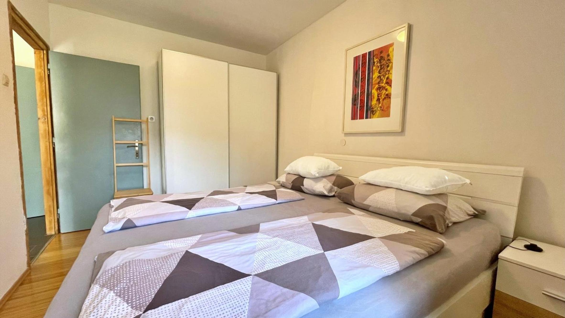 One-Bedroom Apartment with Terrace and Sea View photo 3