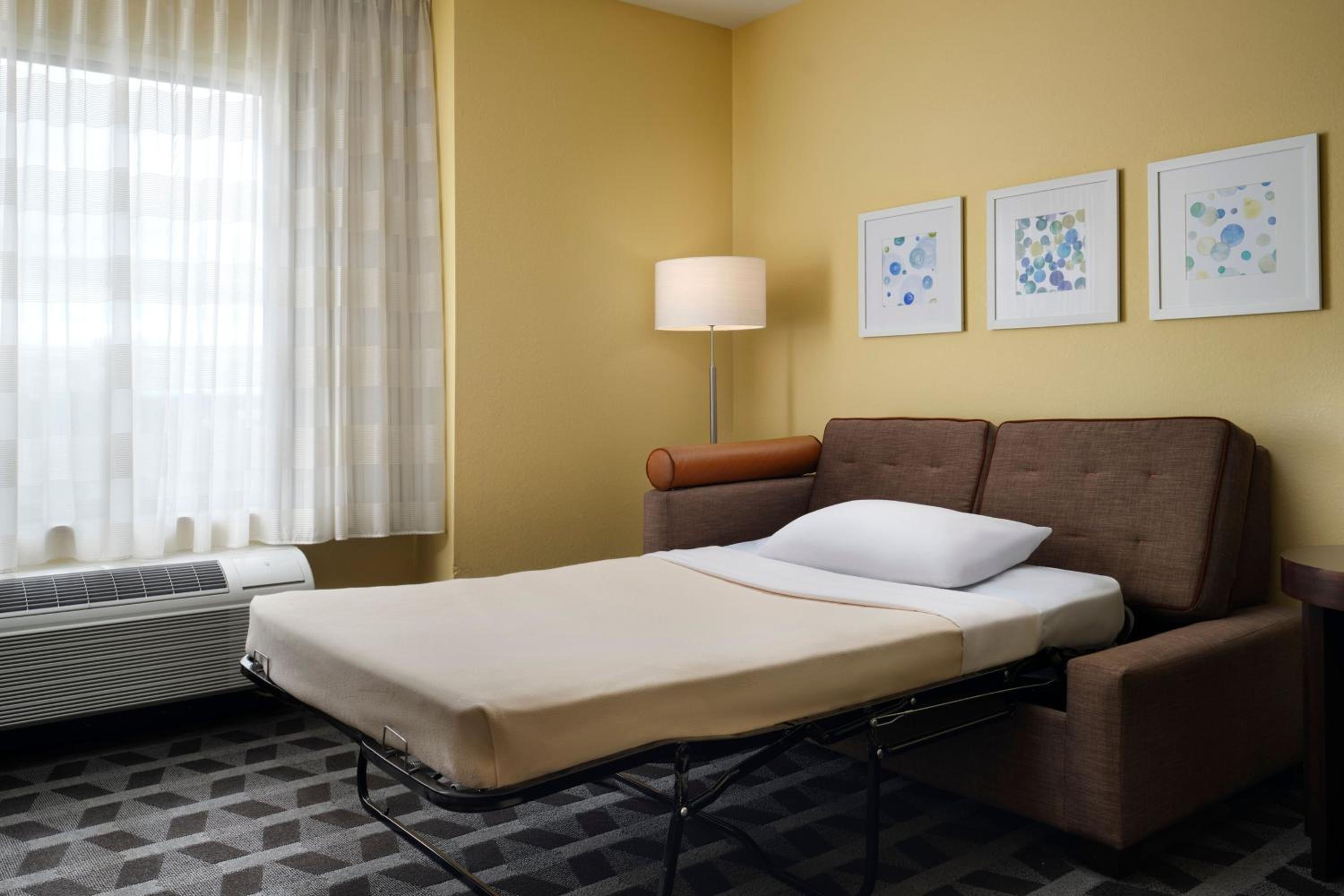 King Studio with Sofa Bed photo 3