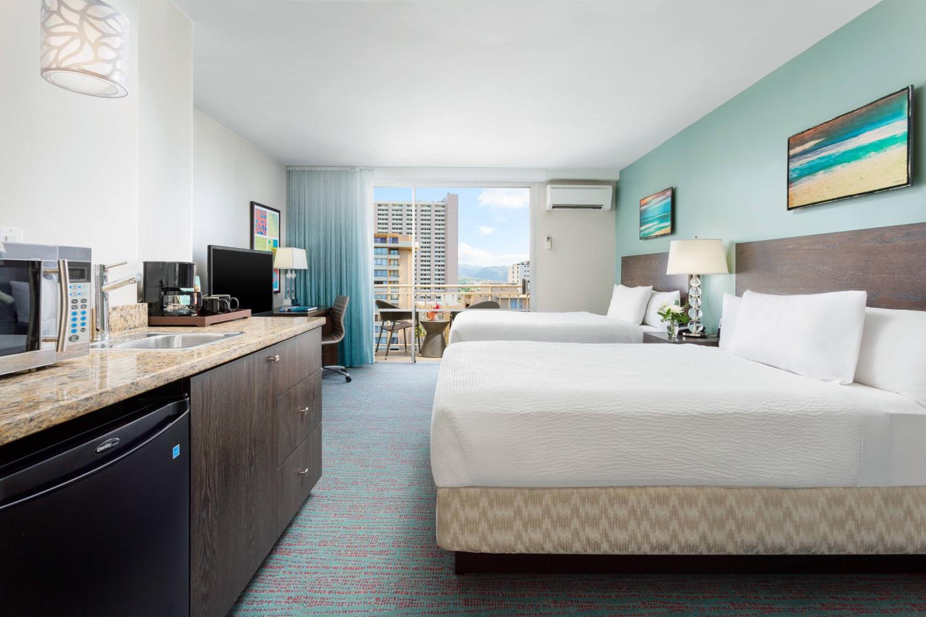 Deluxe Double Room with Two Double Beds - Photo 3