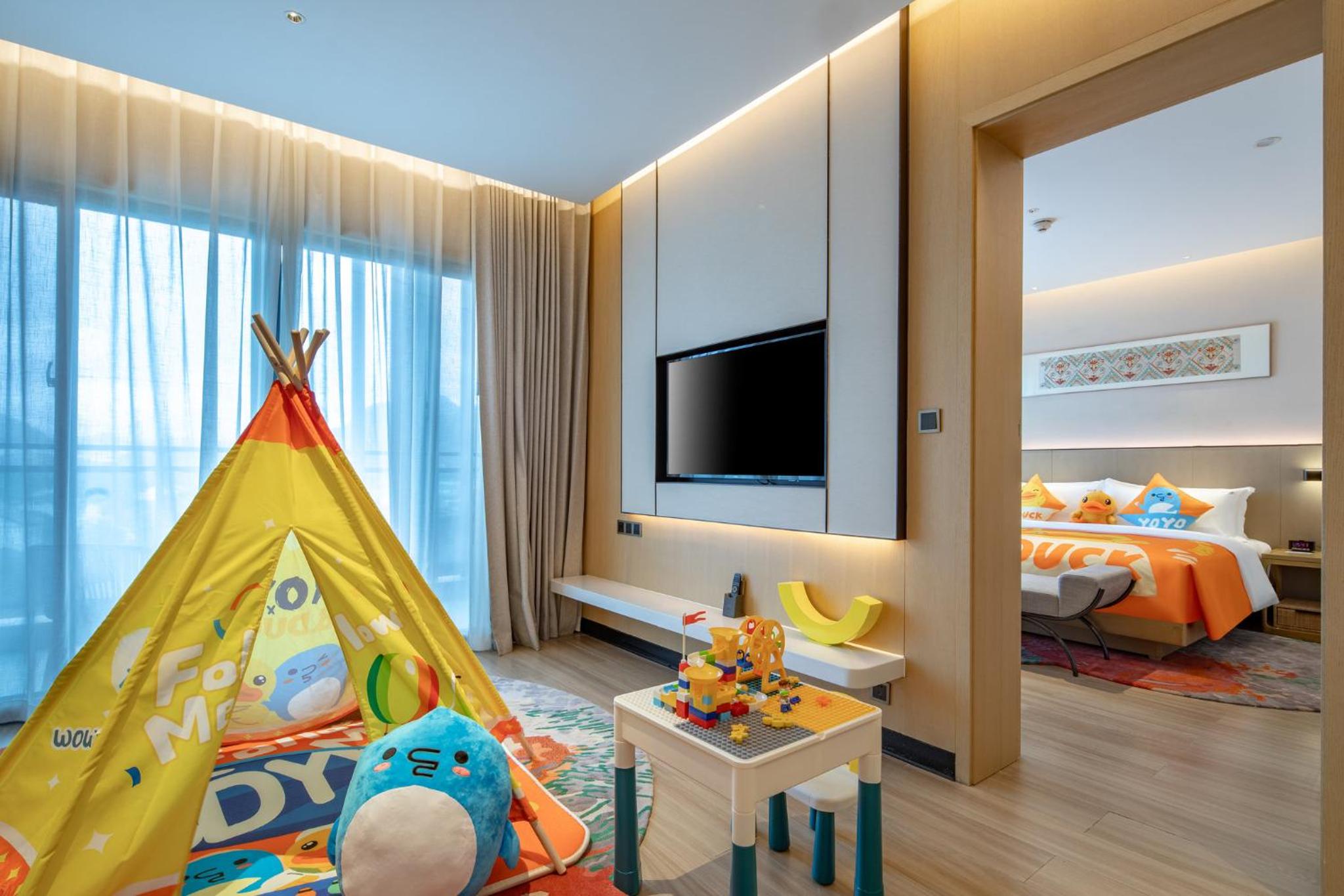 One-Bedroom King Suite - Kids Theme